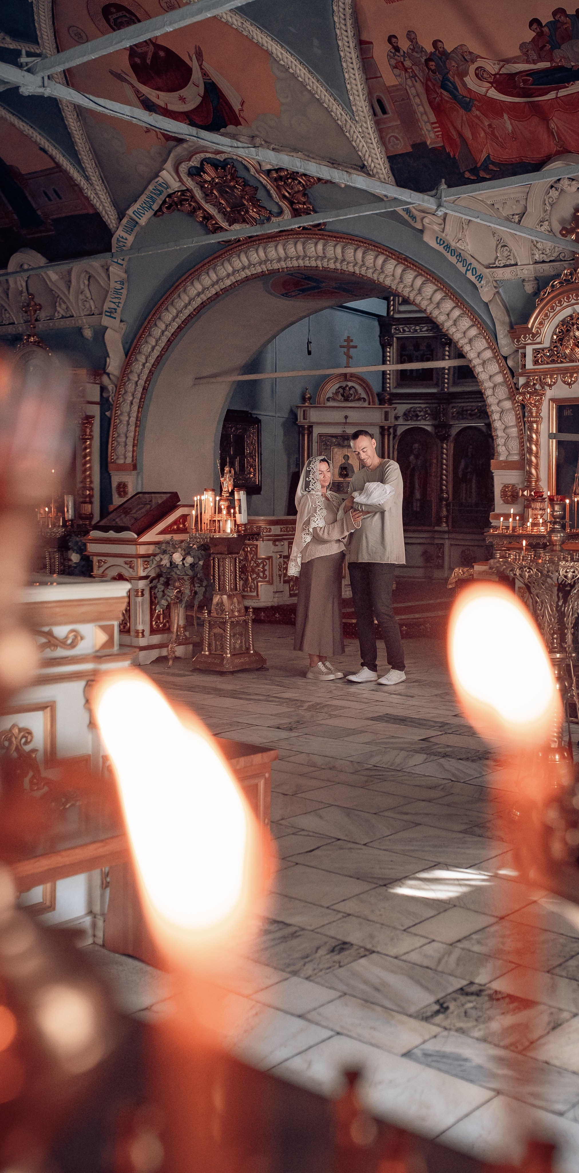 Крещение Аглайи в Покровском кафедральном соборе. Фотографы крещения/венчания  Красноярск Татьяна и Вячеслав Переваловы