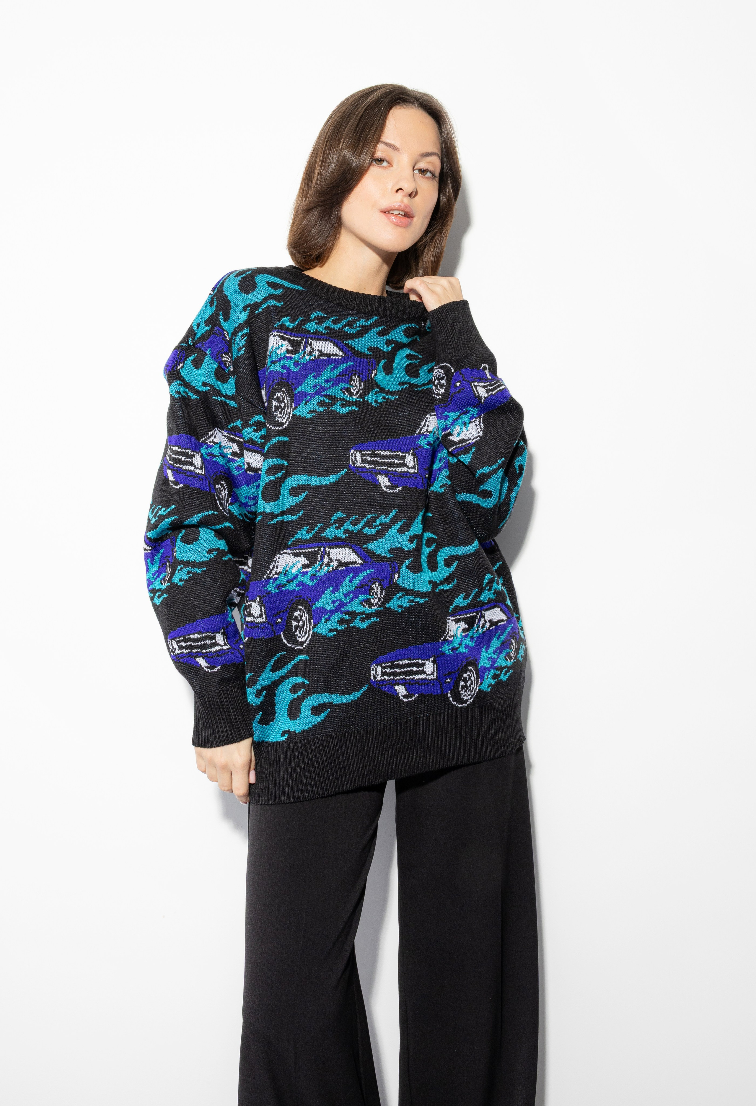 Кейс: Фотосъемка свитеров «Behind the scenes» для Lamoda в СПб