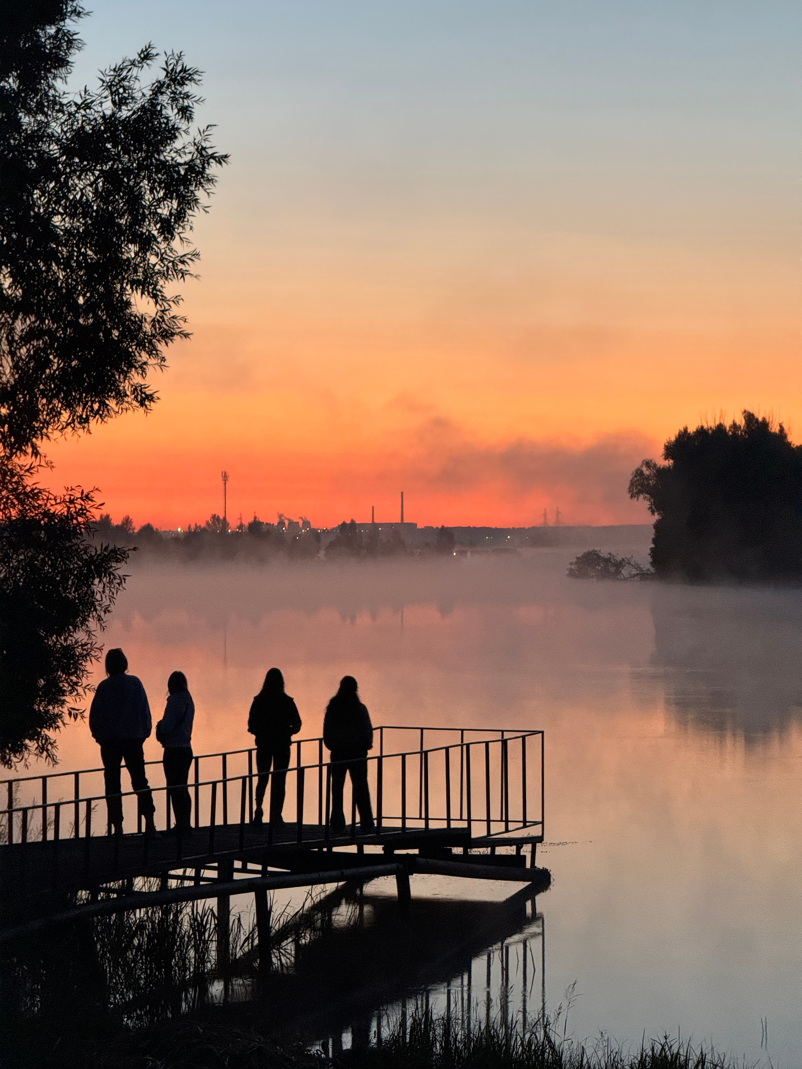 Рассвет на сапах на Ольховом озере