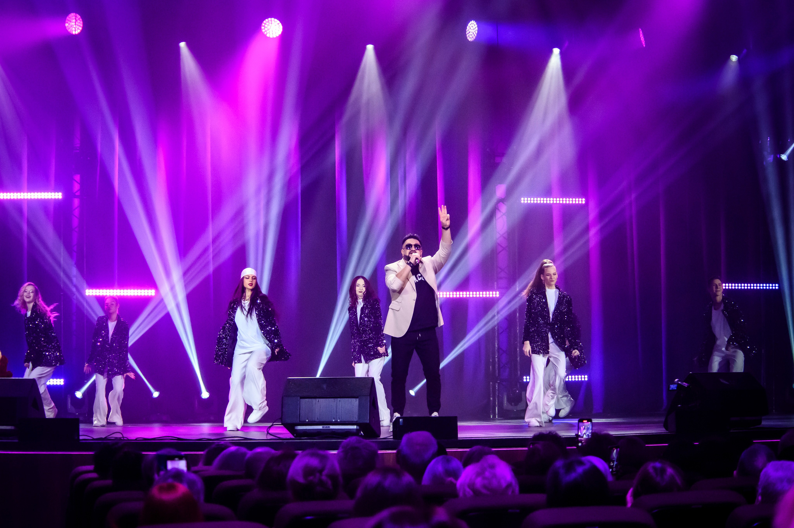 Лариса Рубальская — КЗ «Москва», Остров мечты. Бренд-фотограф для экспертов и блогеров в Москве Влада Горбовская