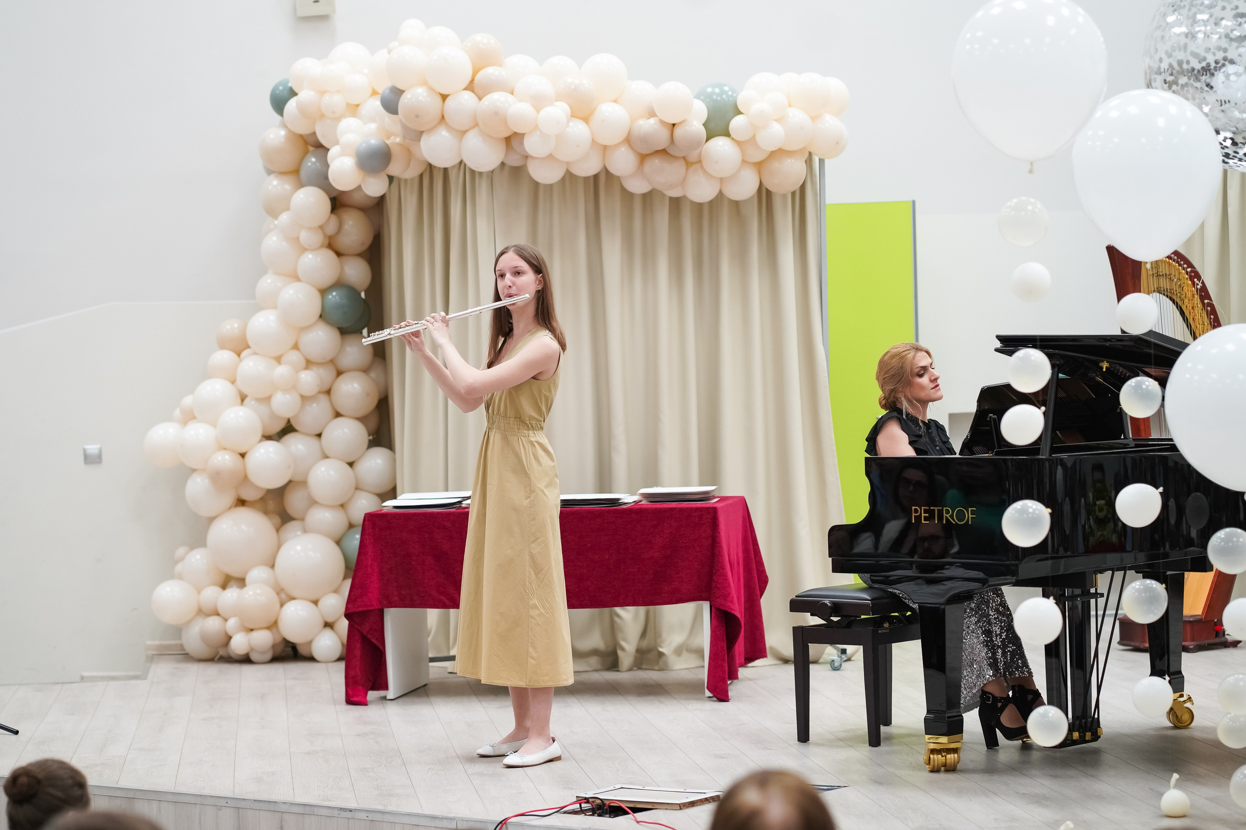 Выпускной муз.школа. Школьные альбомы и альбомы для детского сада. Юлия Осипова. Москва