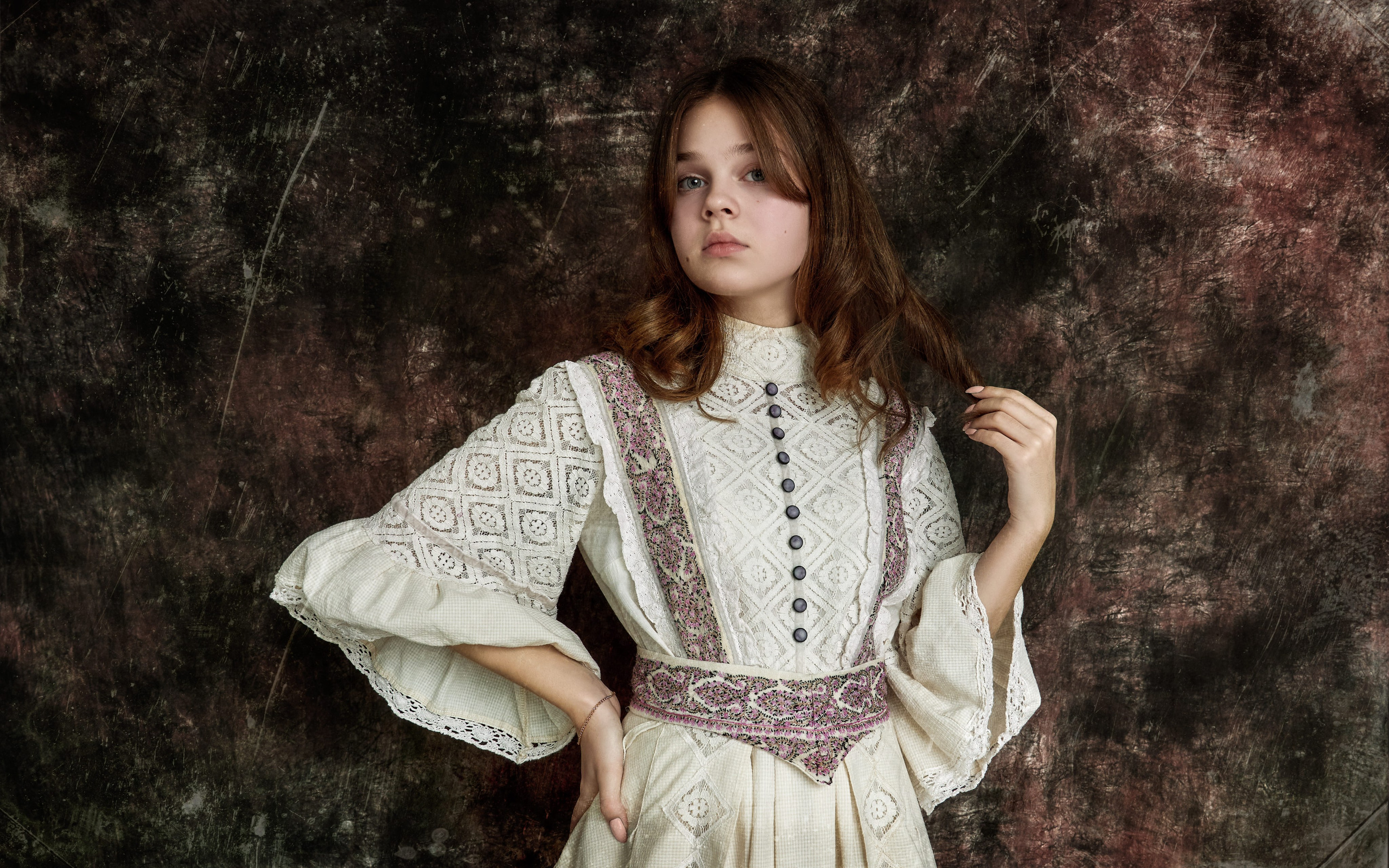 Фотопроект с костюмами дизайнера Кати Макаровой