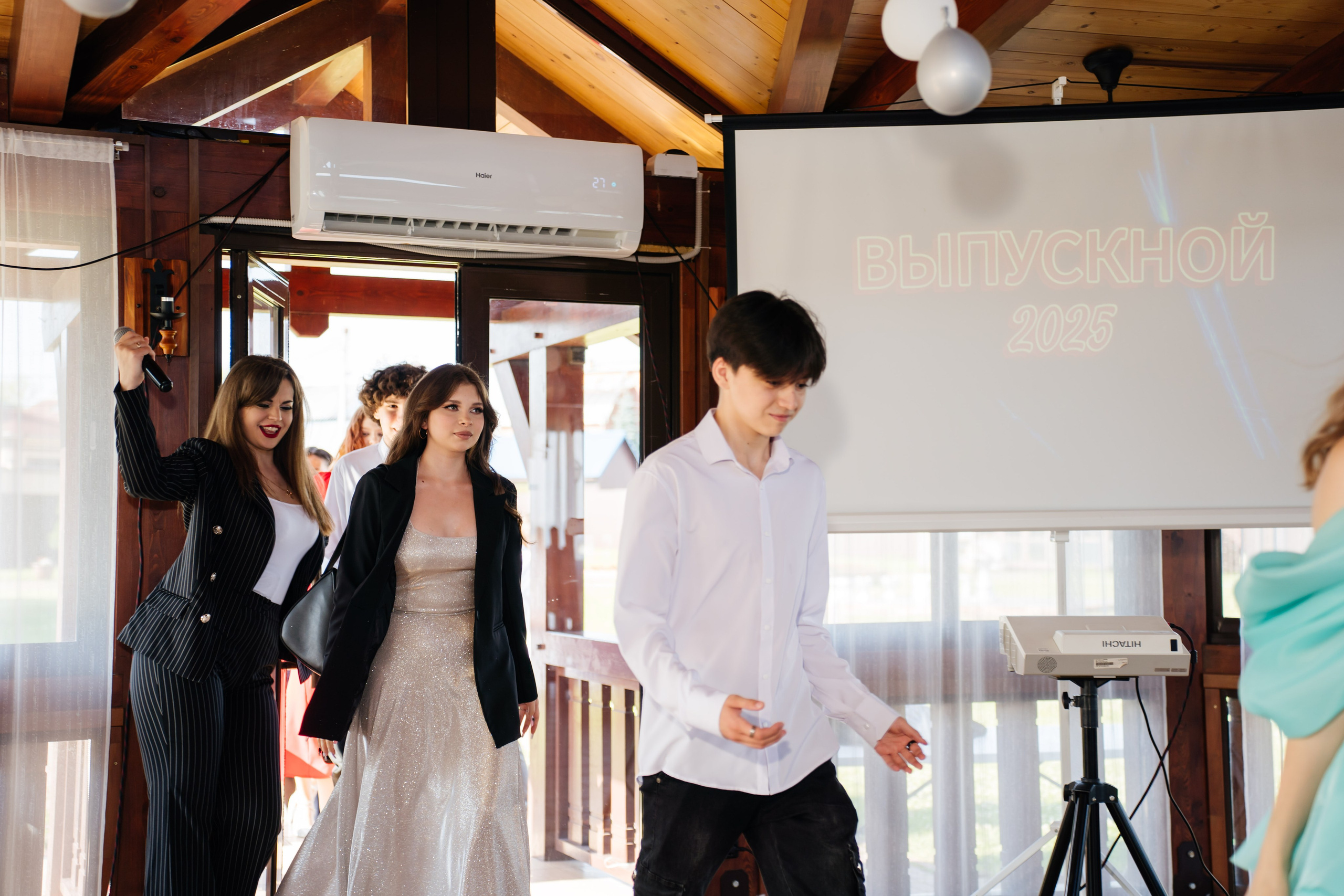 Выпускной. Видеограф и Фотограф в Челябинске Ксения и Владимир Рюмины