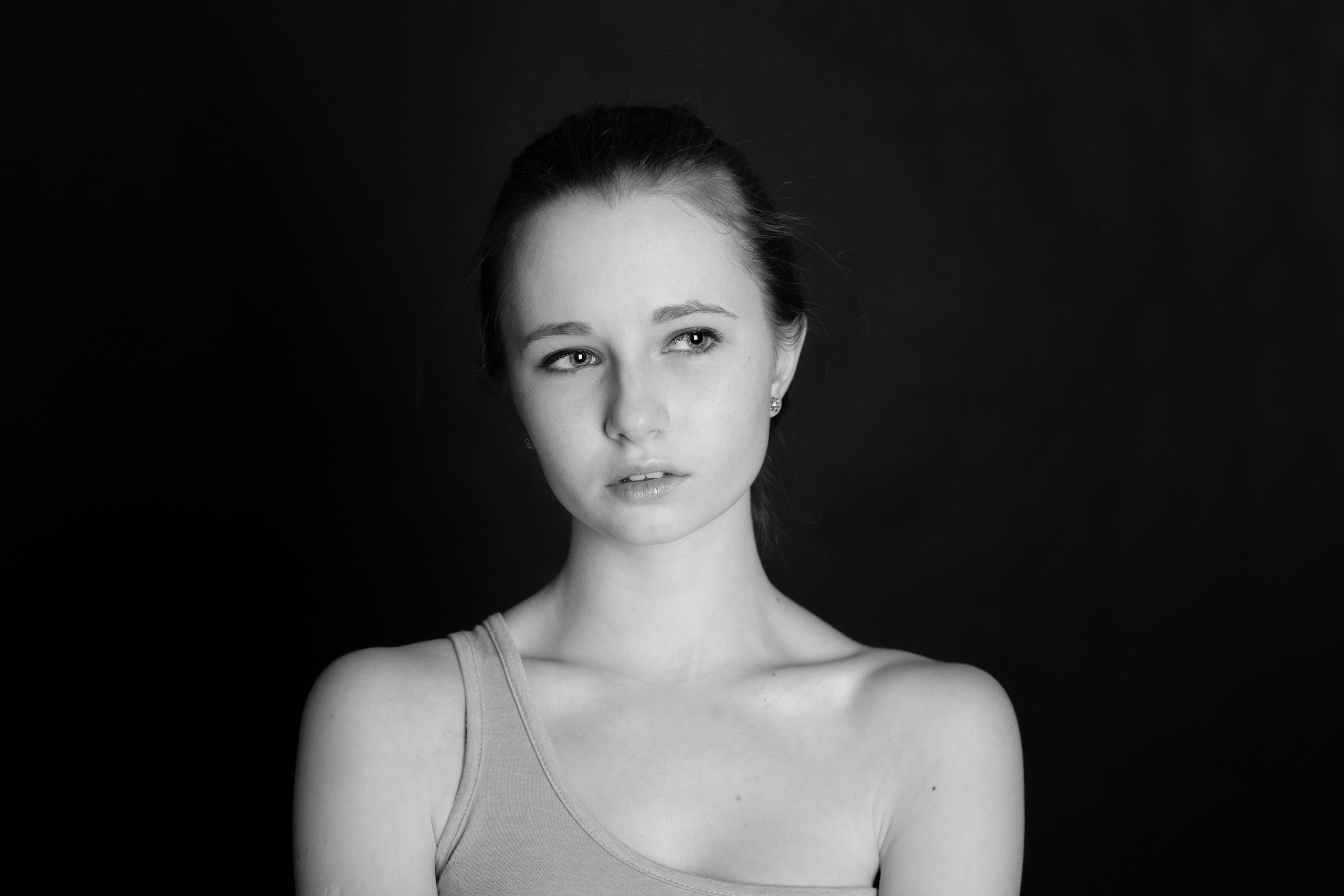 Черно-белые портреты | Студийная фотосъемка в СПб | Психологический портрет. Портретный фотограф в Санкт-Петербурге Анастасия Шипицына