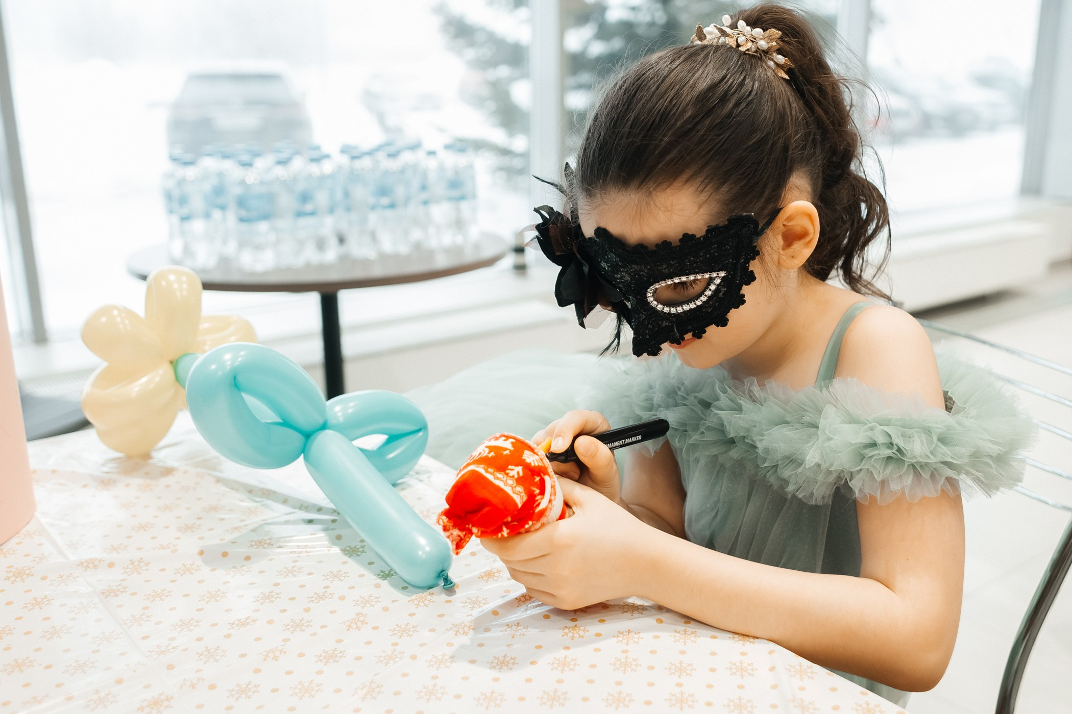 Детский мастер-класс в «Картель Авто» — «Студия чудес Алиса». Фотограф Кемерово | Сергей