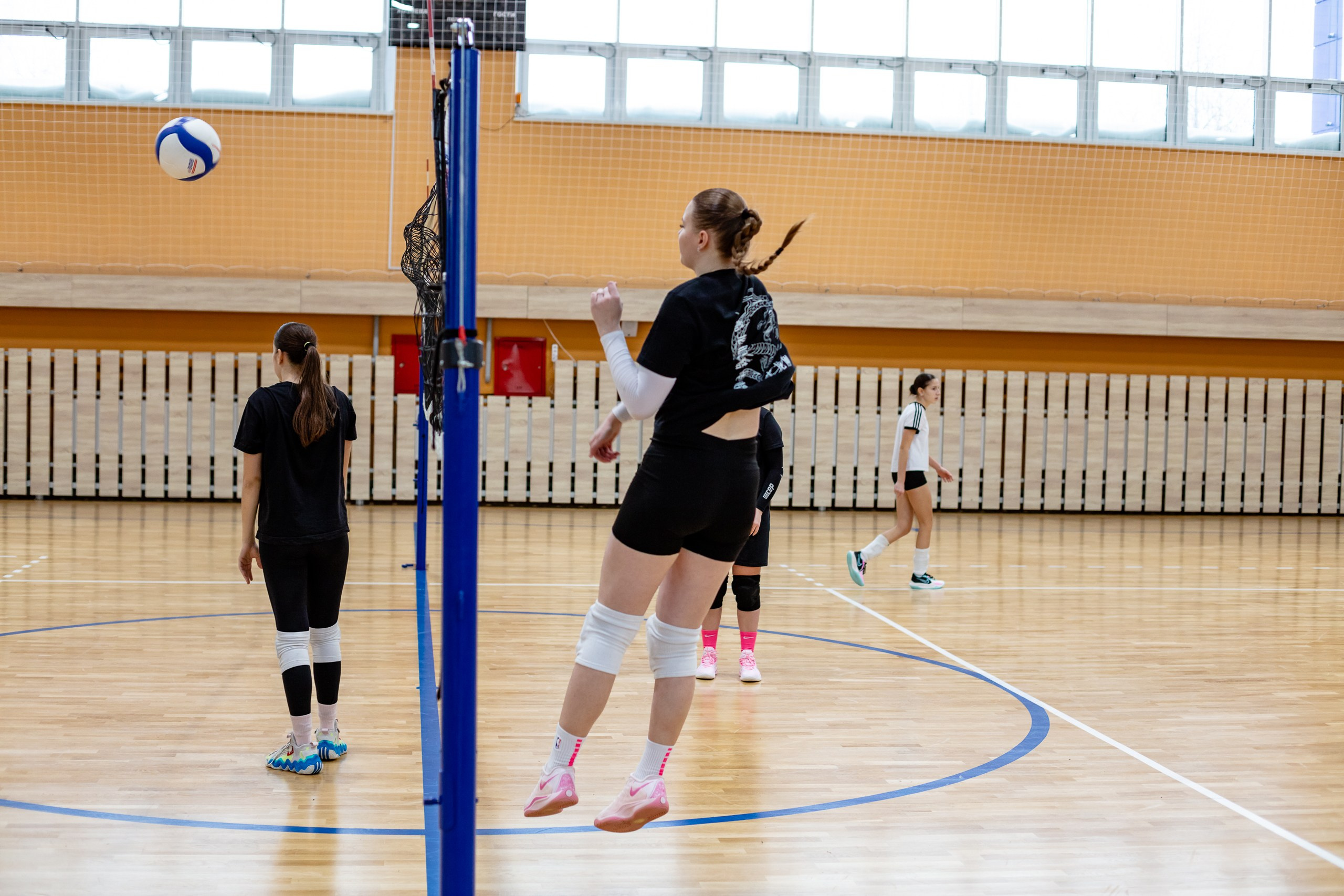 СШ11 тренировка. Фотография