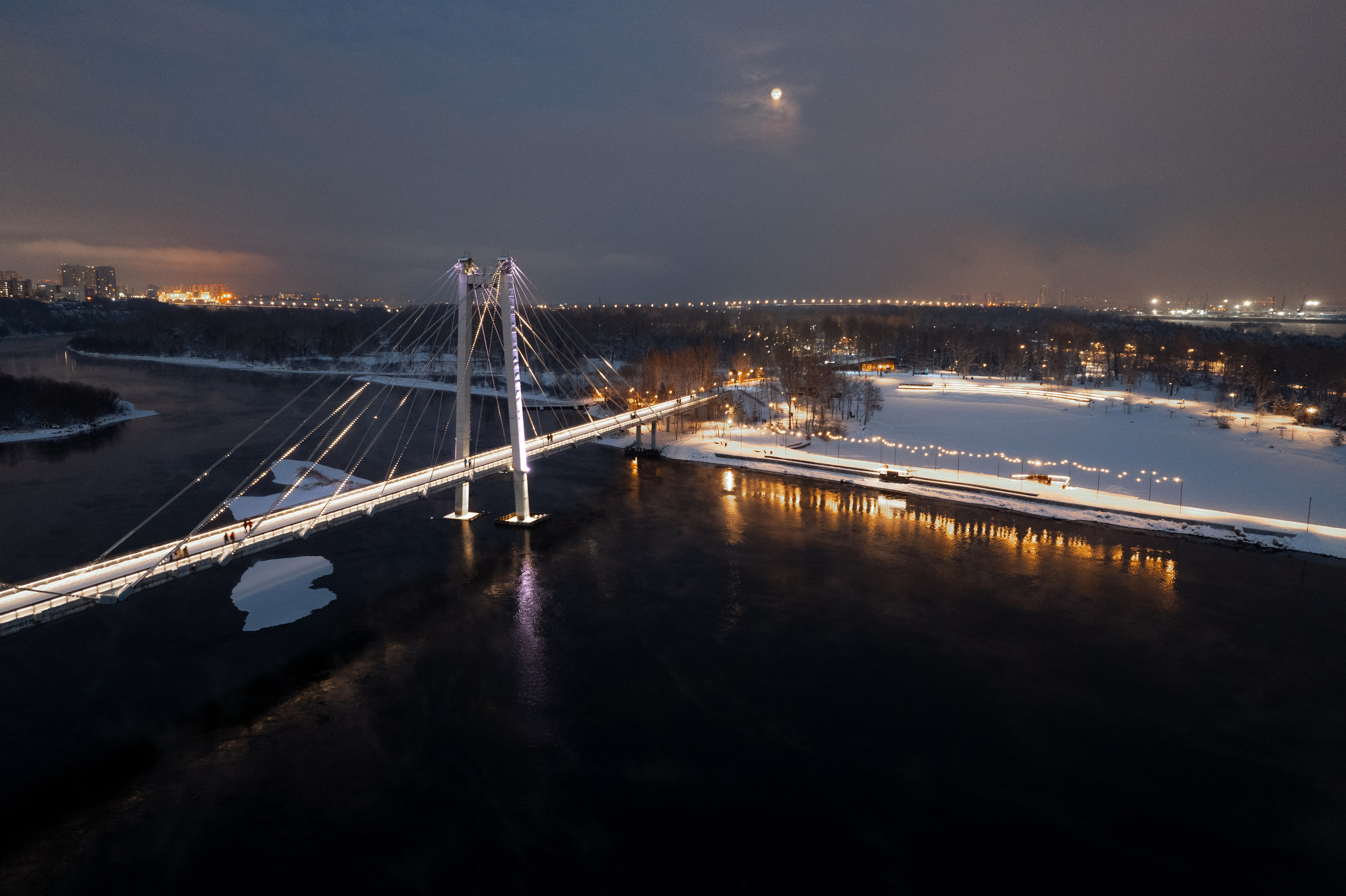 Городской пейзаж | Стрит. Репортажный фотограф Красноярск Алекс Чампакхам