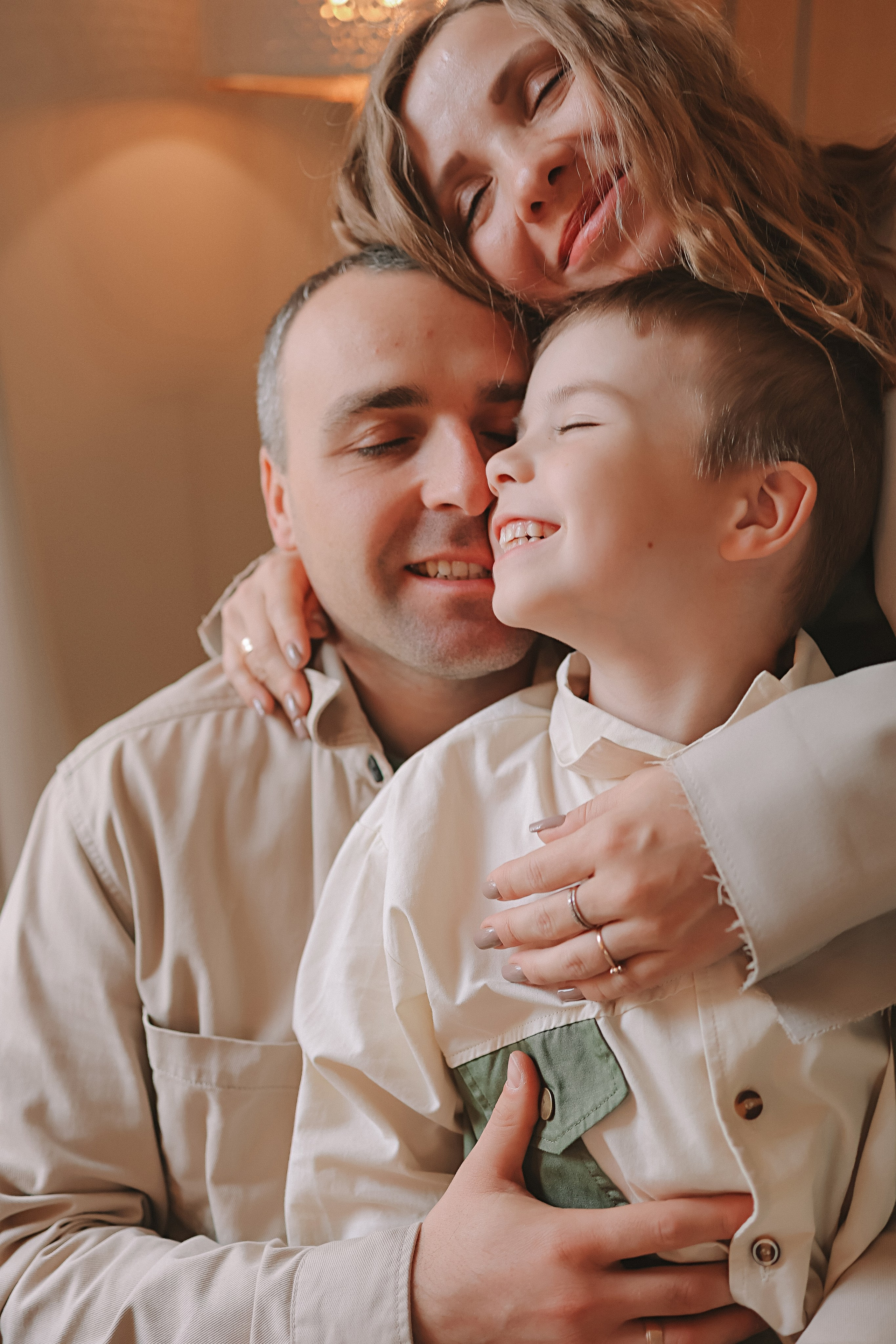 Фататум циклорама и зал. Семейный фотограф Тюмень, фотограф на роды Салмина Мария