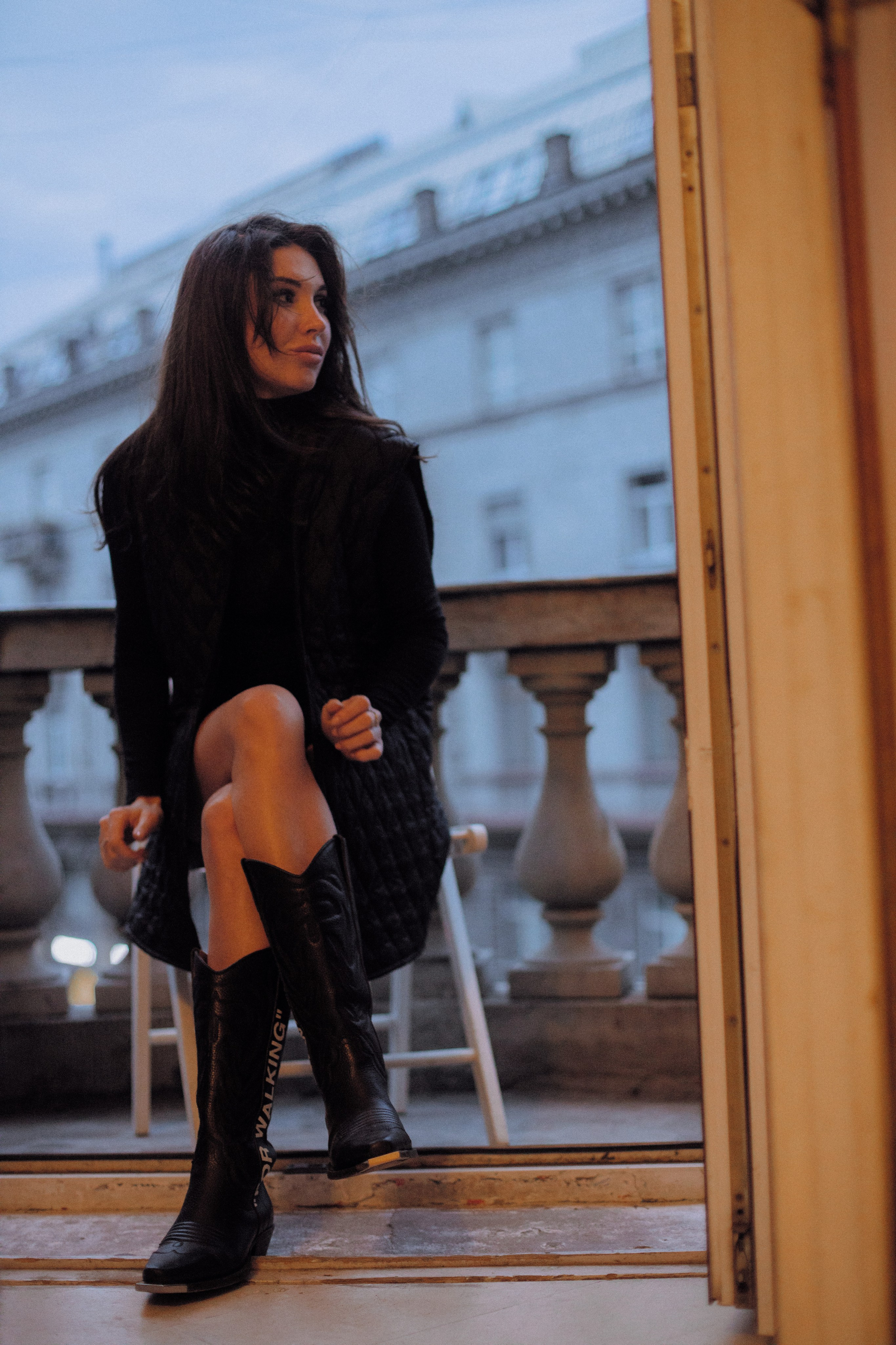 Вероника (съемка на балконе). Фотограф в Москве и Санкт-Петербурге Дарина