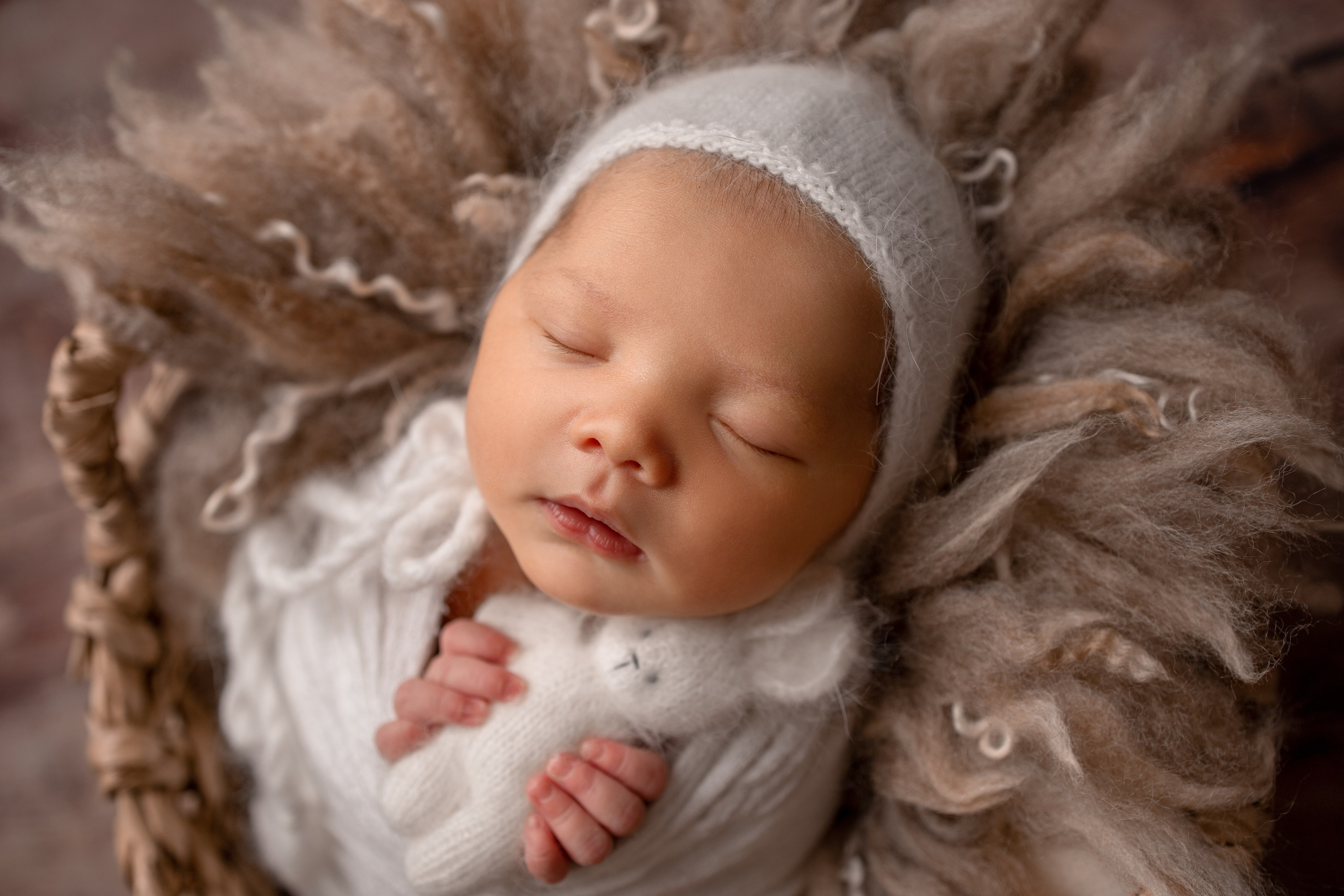 NEWBORN. Смиричевская Екатерина — фотограф новорожденных