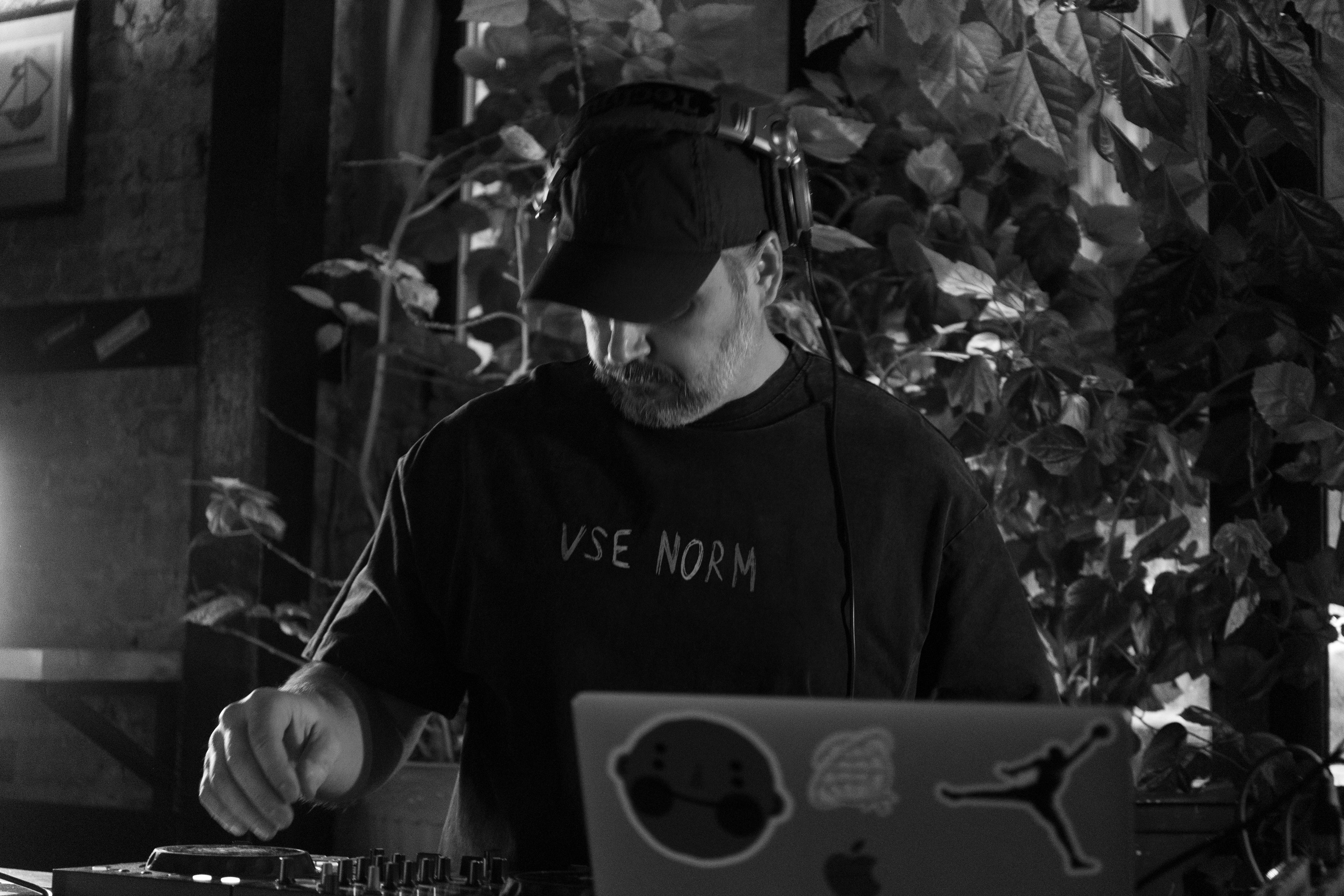 WY: AI — АЕ — 19:00 — 09.02.2025. KiPPER Gallery — Фотограф