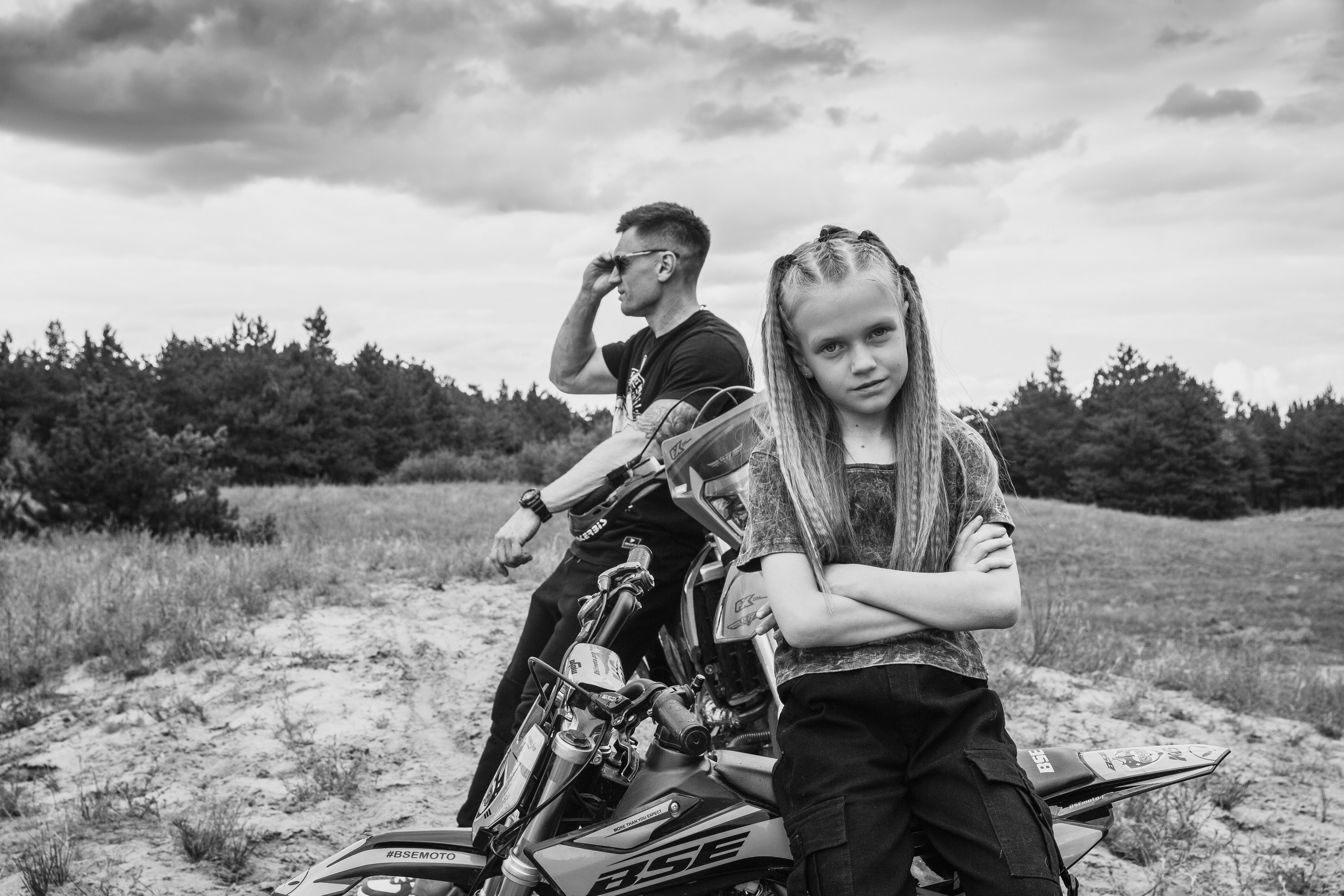 Папа, дочка и два эндуро. Профессиональный фотограф в Волгодонске и Ростове Владимир Казак