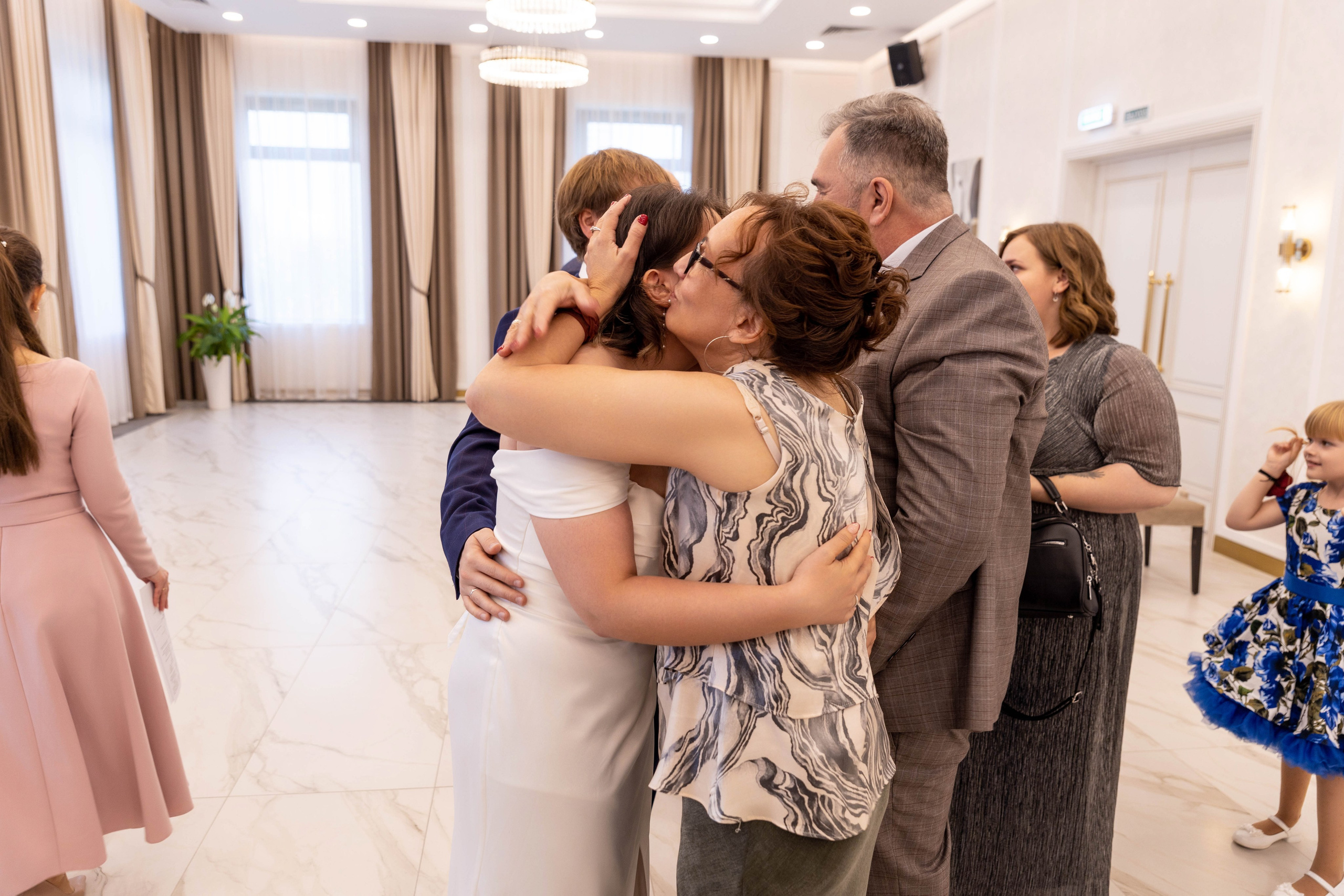 Свадебный день в Москве. Свадебный фотограф Александра Мяскова