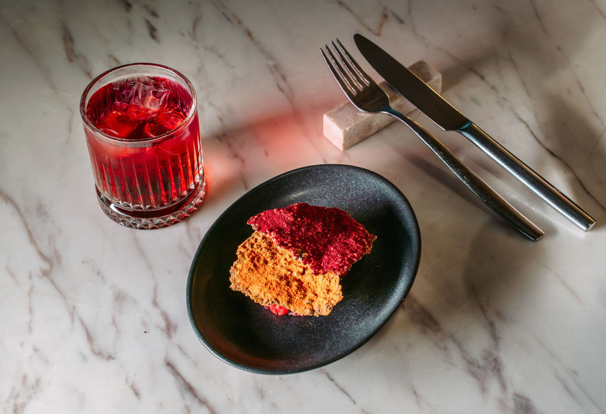 Гастроном / Искажение. Саша Копылов, фотограф в Казани