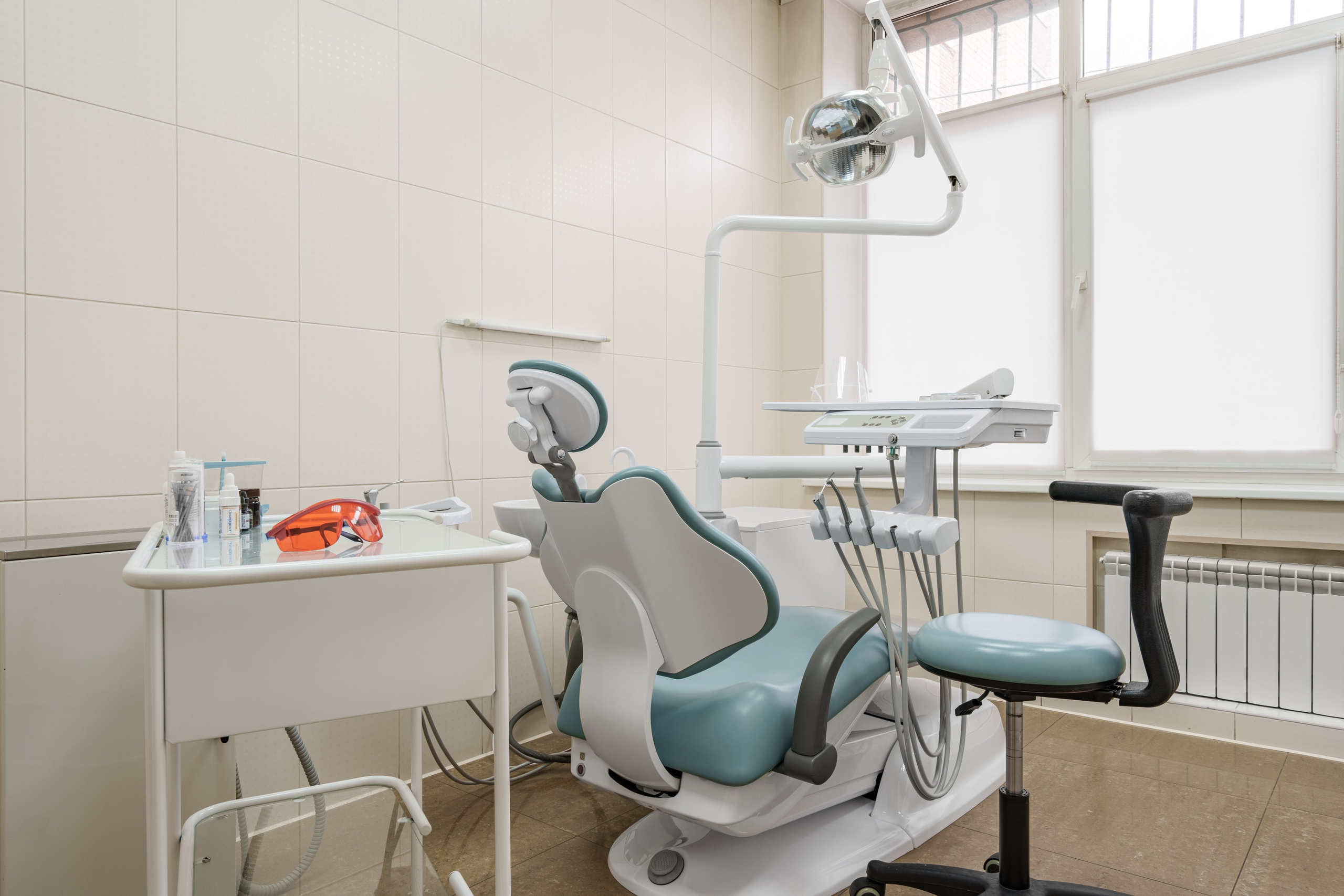 Интерьерная и контентная съемка стоматологии. Интерьерный фотограф и ретушер в Красноярске Денис Антропов