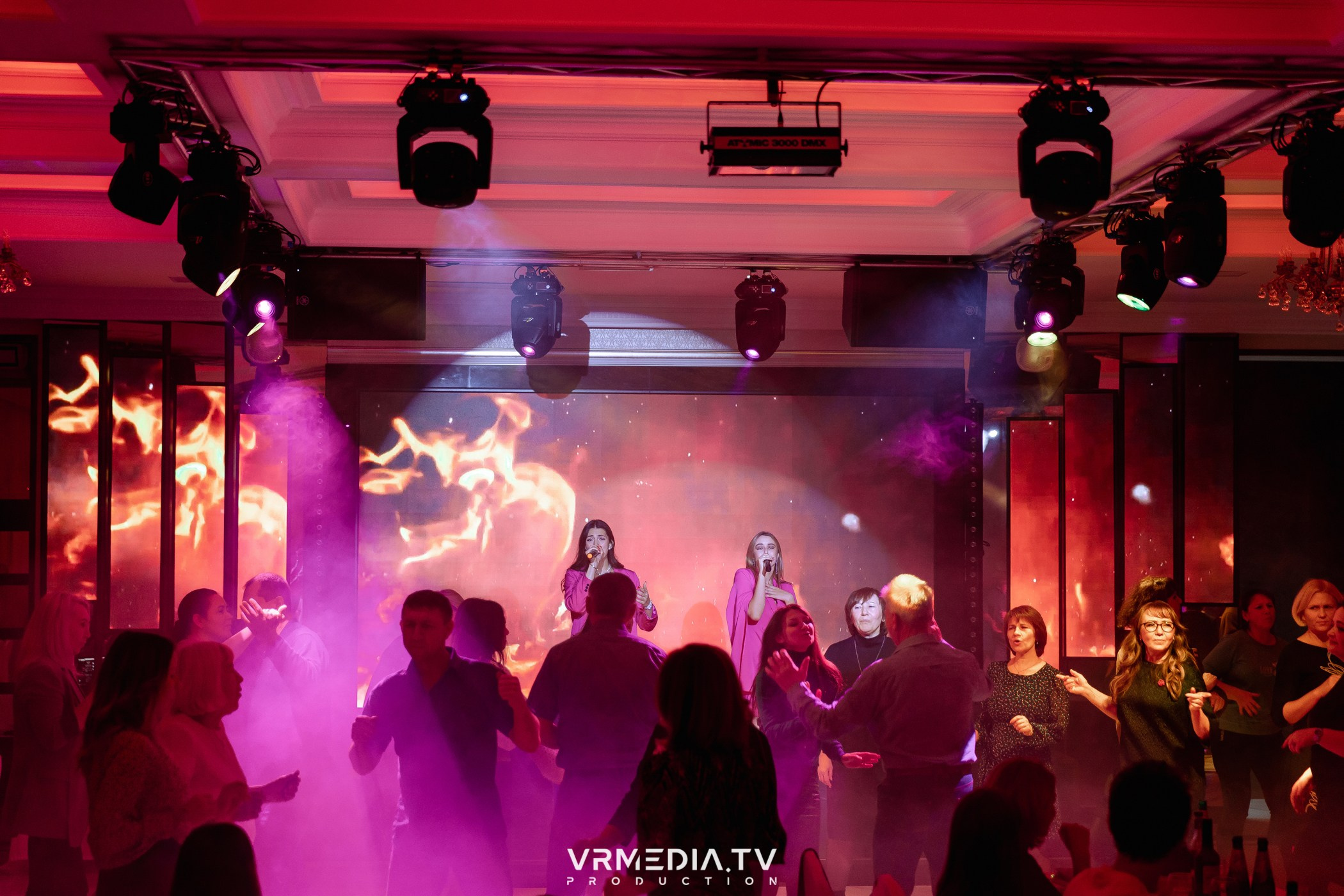 Новогодний вечер в ресторане «Лазурный Берег»