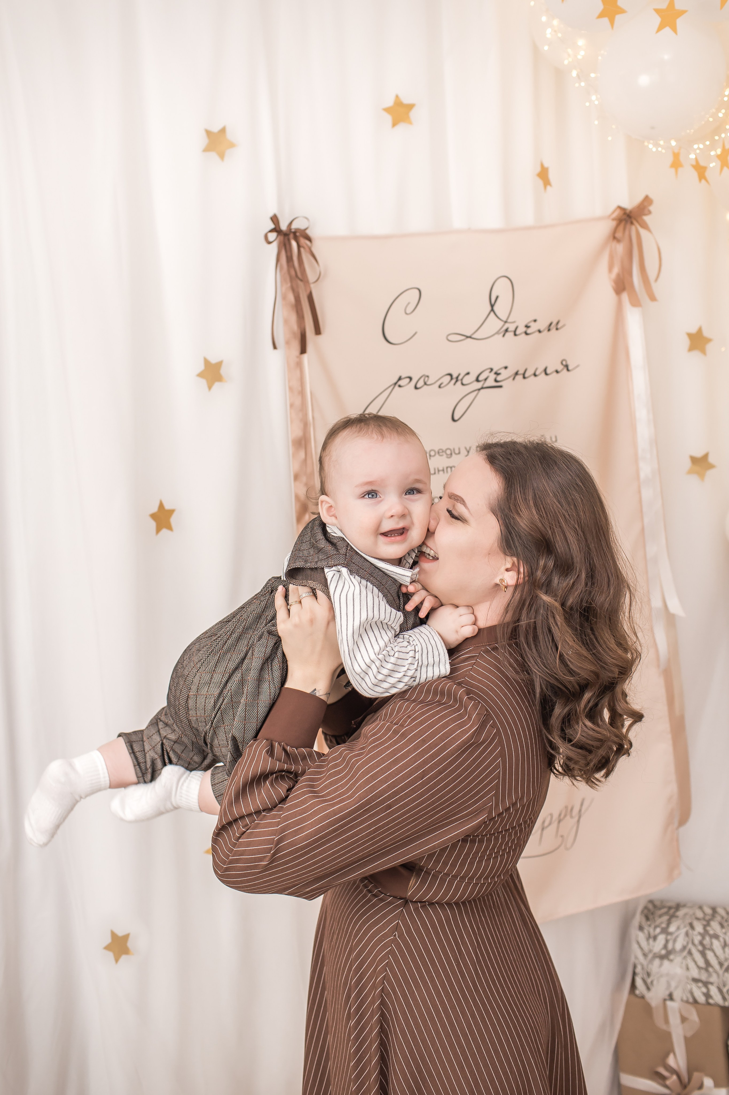 СЕМЕЙНЫЕ кадры. Детский семейный фотограф на первый годик город Новосибирск Дымова Светлана пакеты всё включено 1-3 года