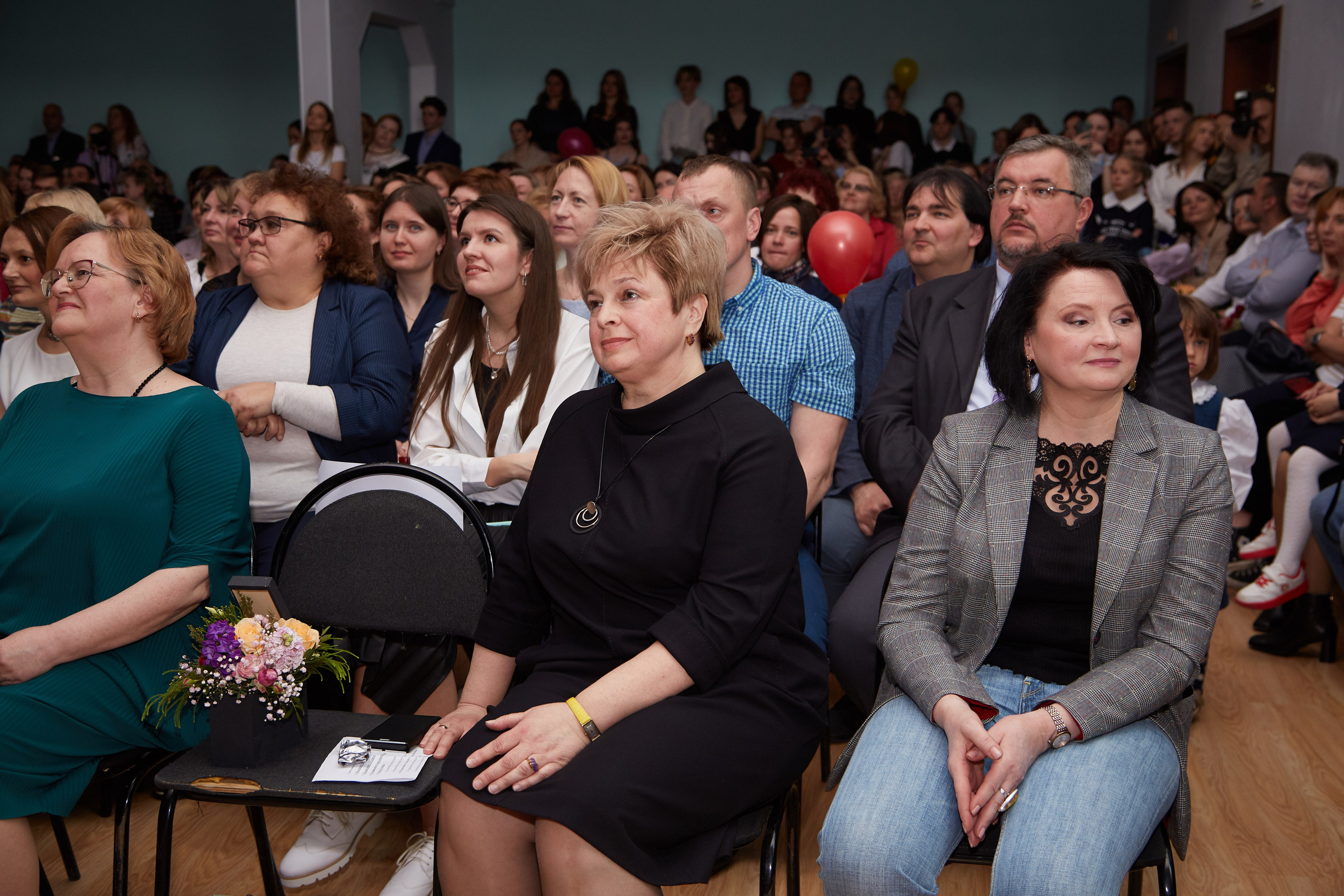 Последний звонок. Фотограф Савченко Люба. Москва