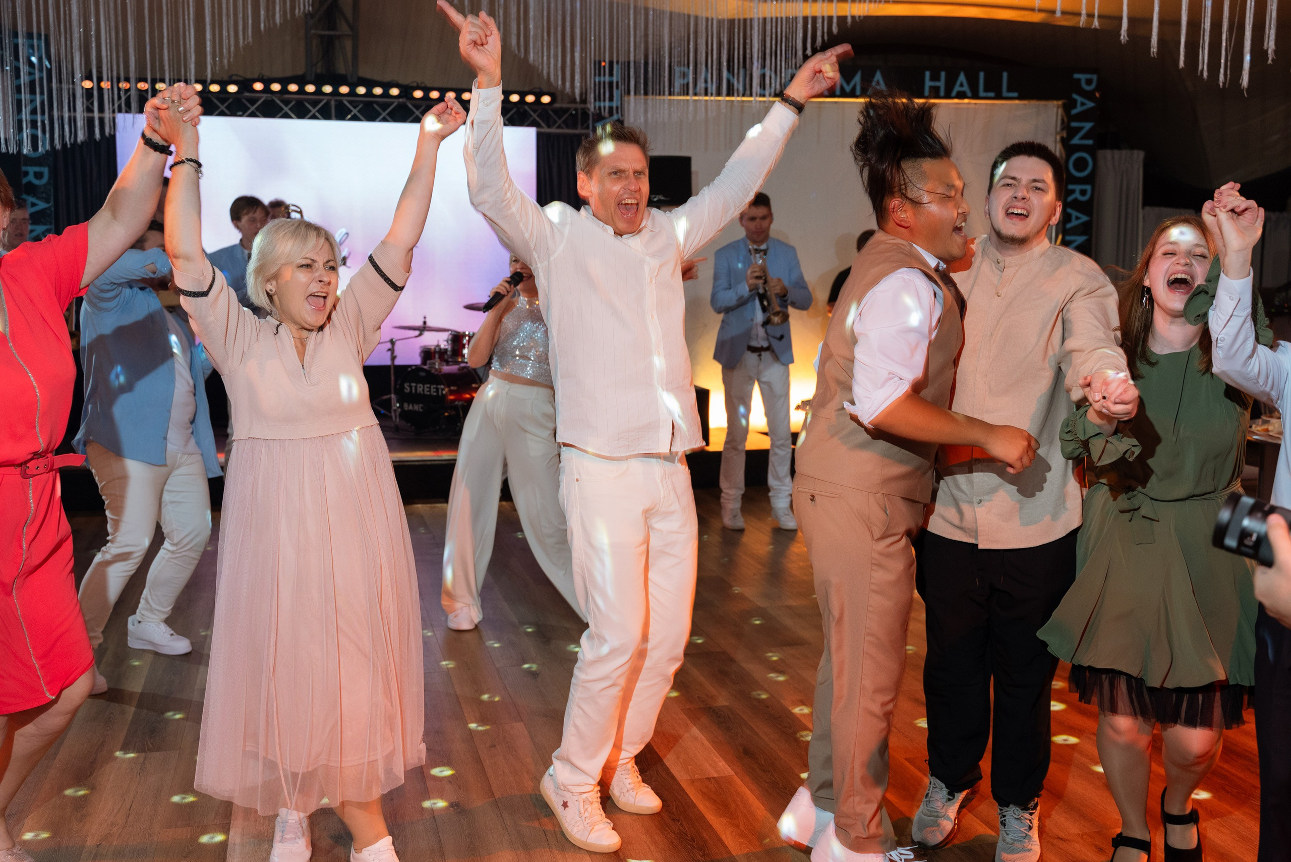 Андрей и Дарина | 10.08.24. Свадебный фотограф в Санкт-Петербурге Владислава Тюльпина