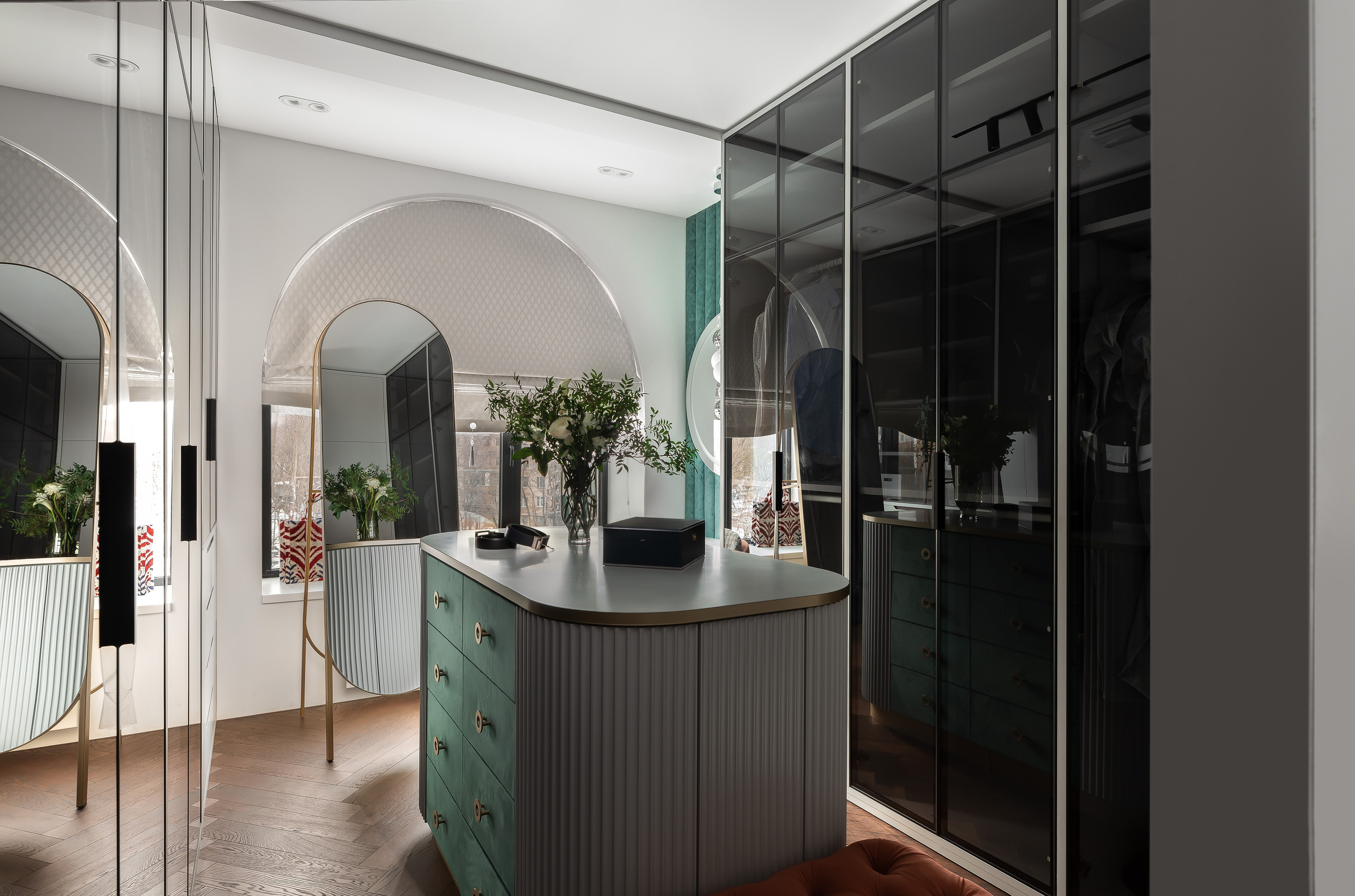 Яркая квартира. Совместная работа с интерьерным стилистом. Интерьерный фотограф в Москве