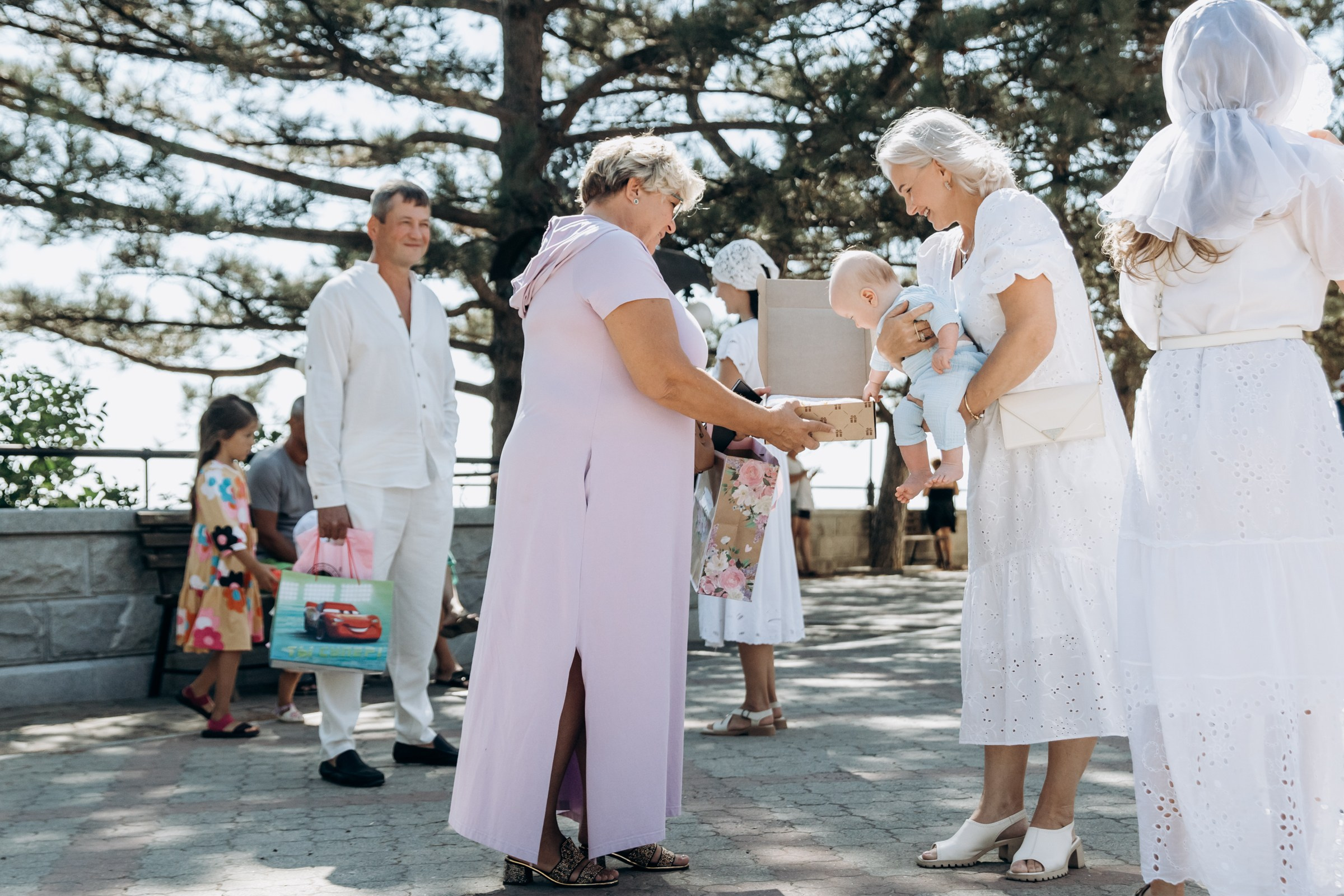 Крестины Мирона. Форосская церковь. Фотограф в Крыму — Федор зайцев. Свадебная, семейная и портретная съёмка. Фотографии для контента, для бизнеса. Корпоративная съёмка