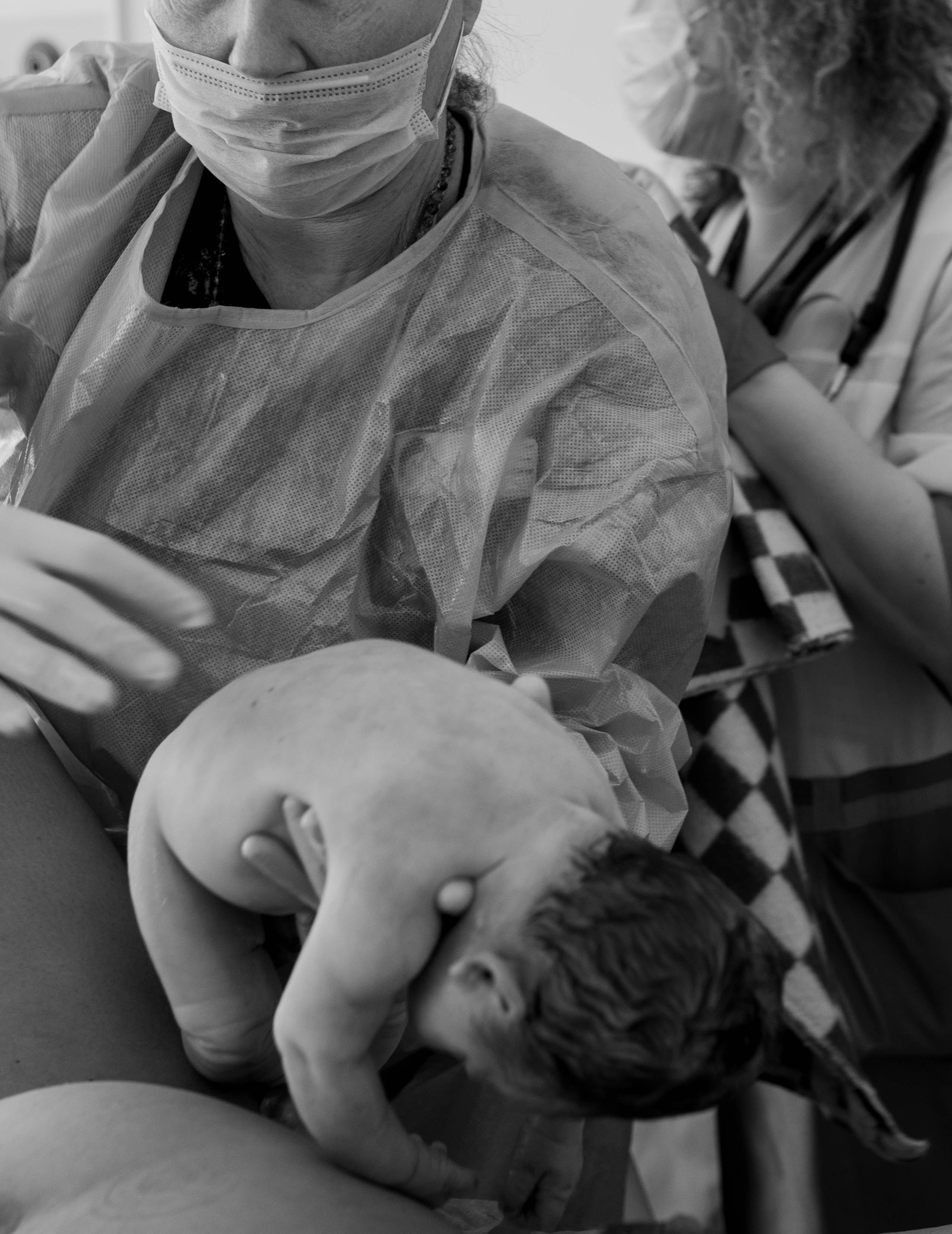 Съемка родов. Фотограф новорожденных и семей с детьми Севастополь