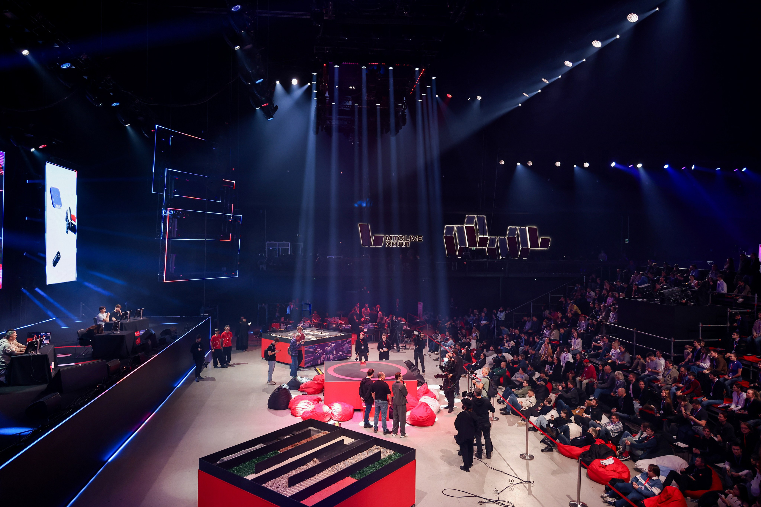 МТС TTC. Фотограф Антон Чупринин