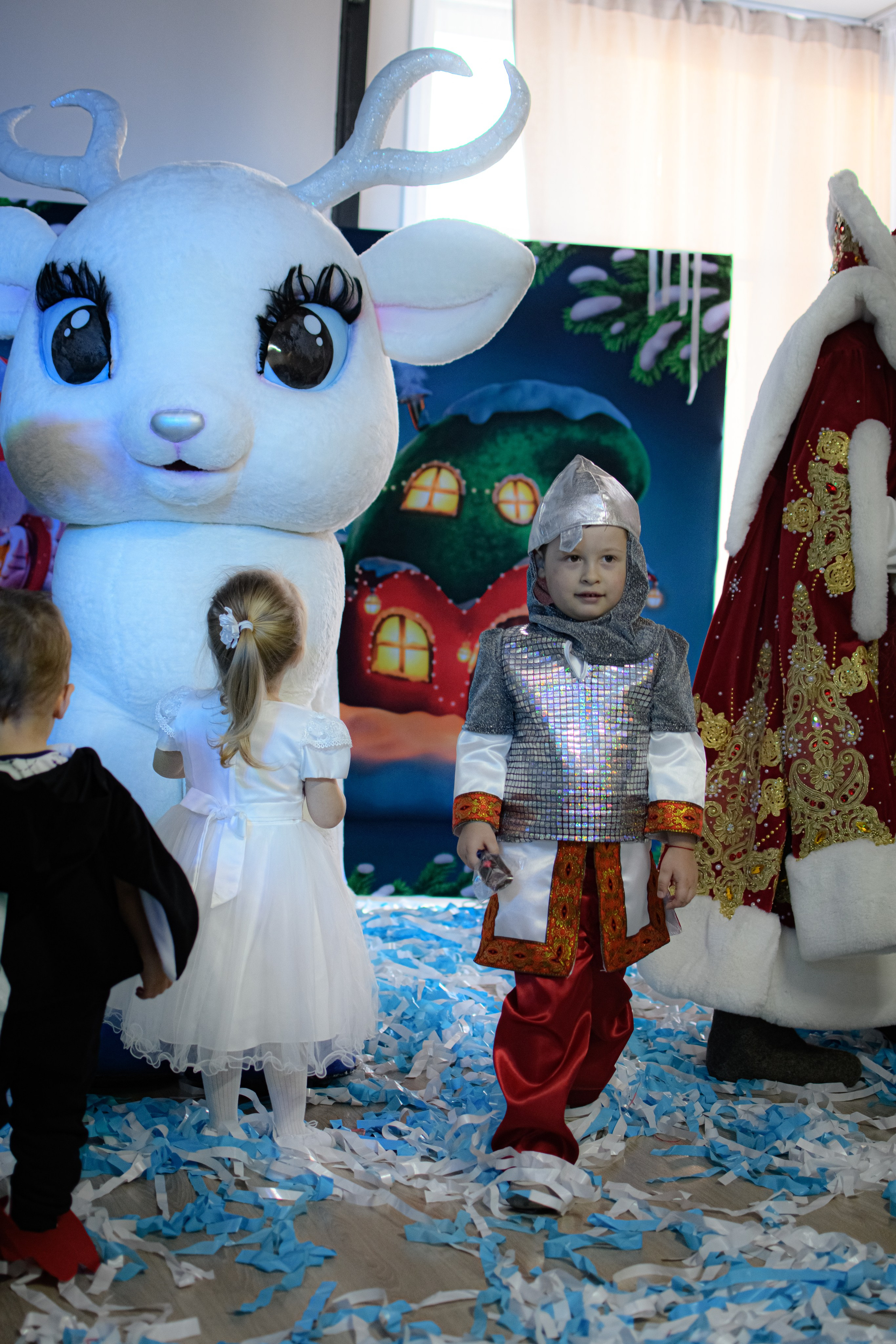 HAPPY NEW YEAR. Photokarish