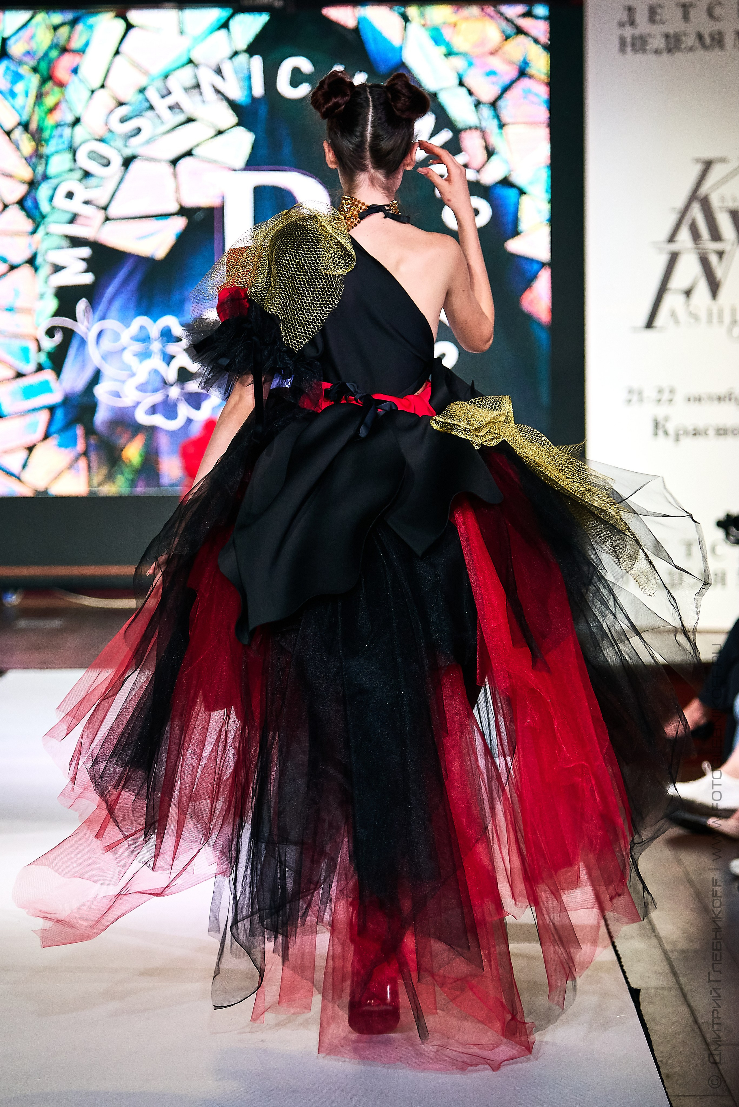 Fashion project podium / kids fashion weeek, Krasnodar. Showbiz | Fashion | Reportage