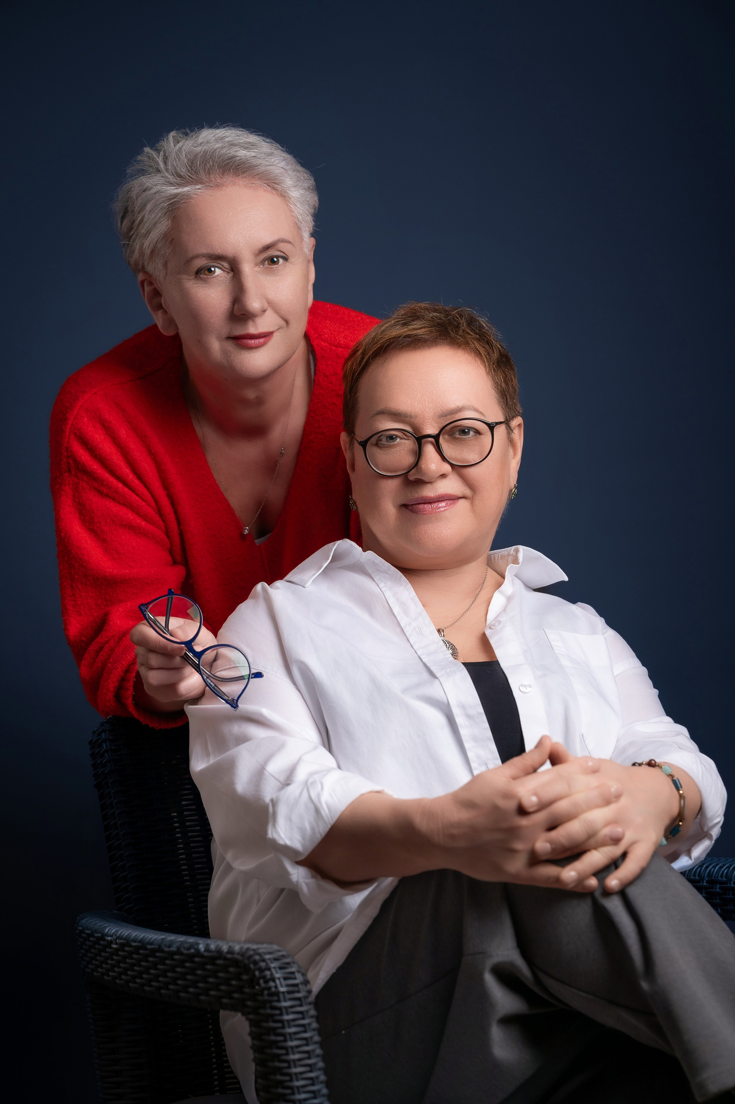 ТАТЬЯНА И ОЛЬГА СЪЁМКА В СТУДИИ. Портретный фотограф в Москве Евгений Кемайкин