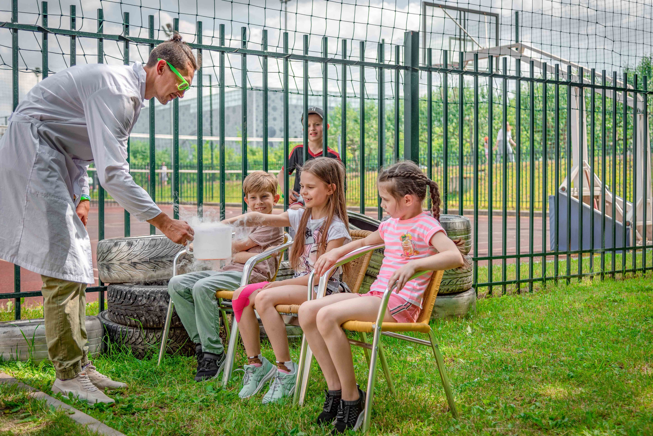 Репортажный фотограф на День рождения. г.Москва, от 5000р/час. Интерьерный & Репортажный фотограф Озеров Денис, г. Москва