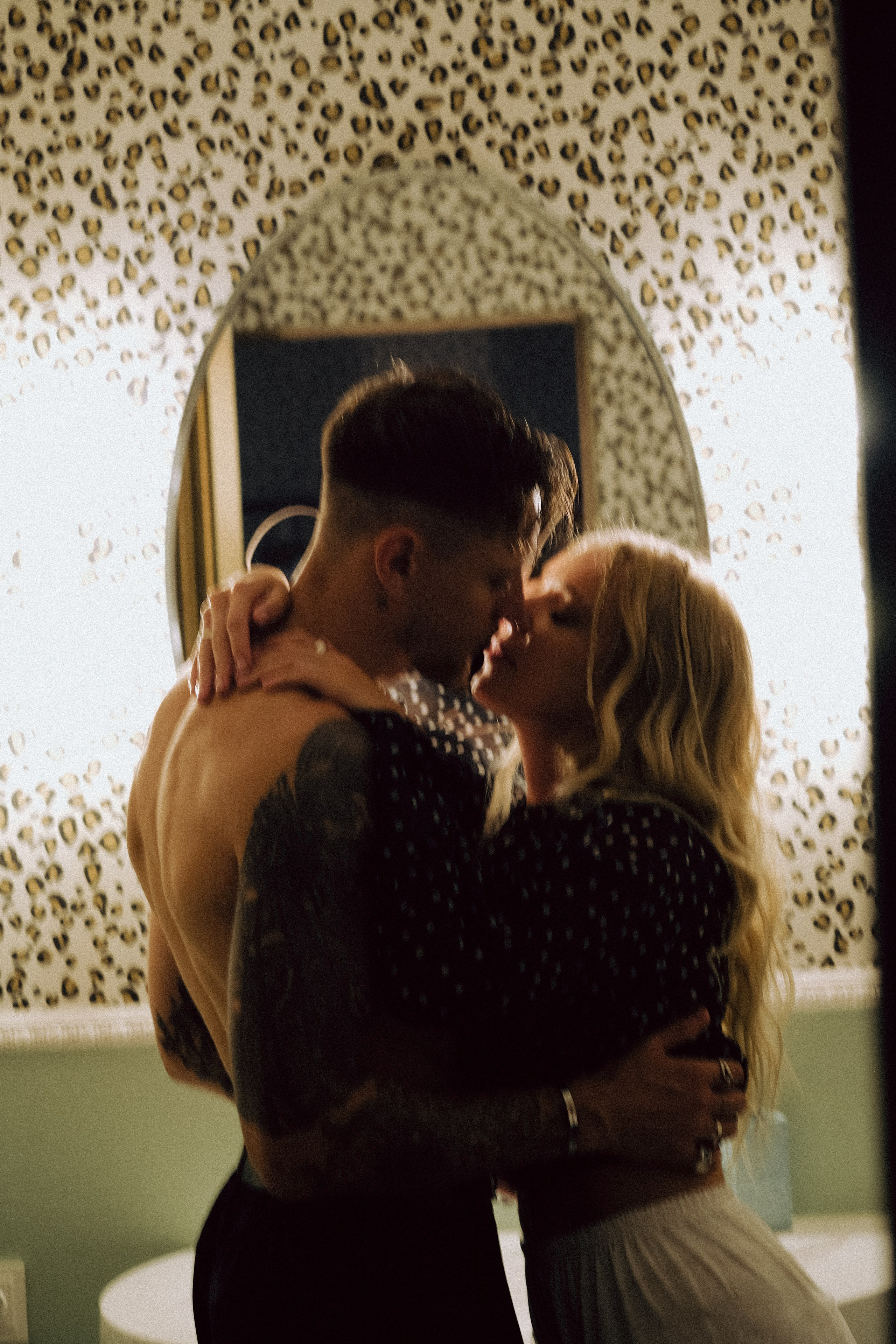 СВАДЕБНАЯ СЬЕМКА С КАБРИОЛЕТОМ В САНТК-ПЕТЕРБУРГЕ НА ПЕТРОГРАДКЕ В ОТЕЛЕ ПАНОРАМИКА. Профессиональный фотограф, Санкт-Петербург — Виктория Богомолова