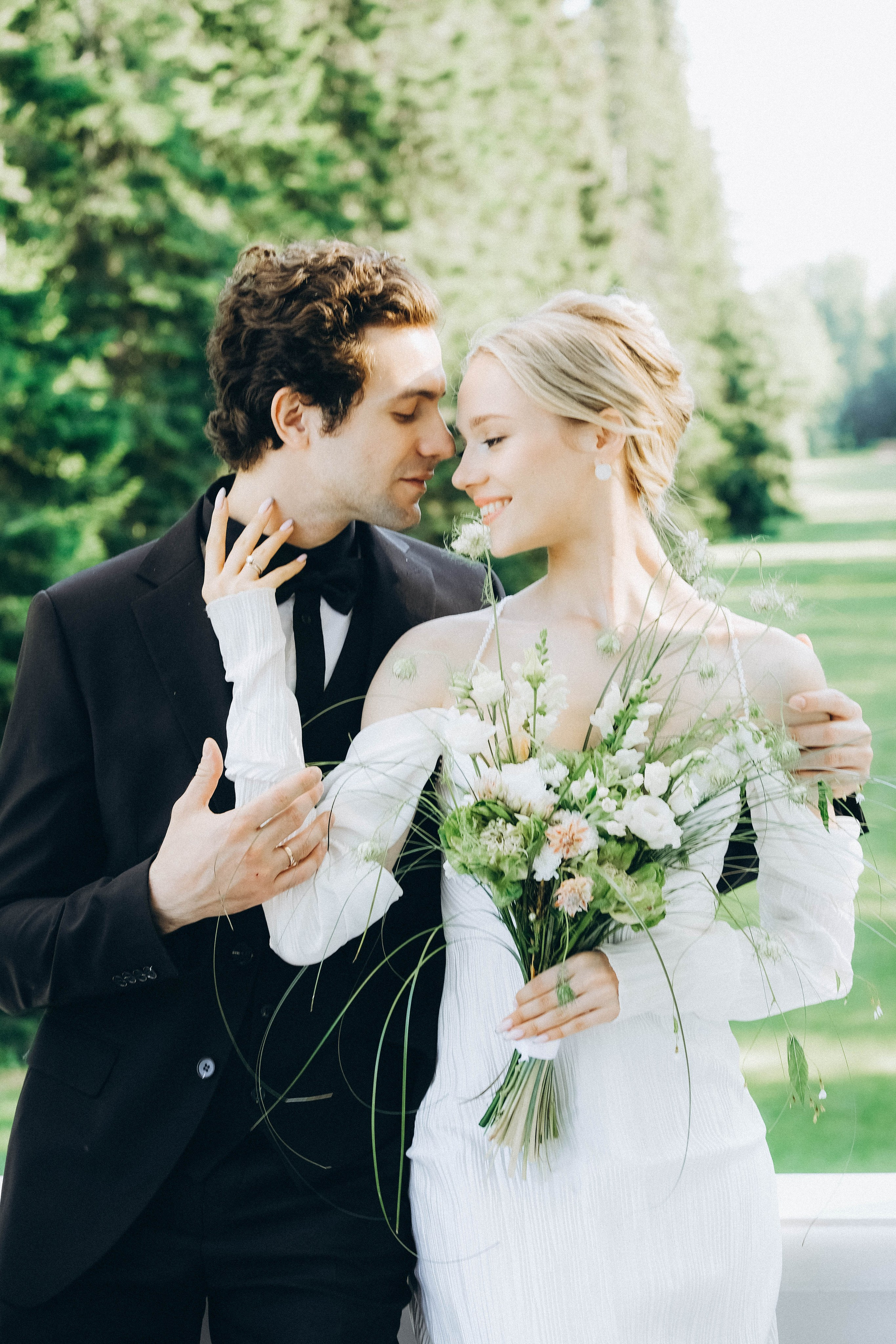 СВАДЕБНАЯ СЬЕМКА В ПАРКЕ ОРАНИЕНБАУМ. Профессиональный фотограф, Санкт-Петербург — Виктория Богомолова