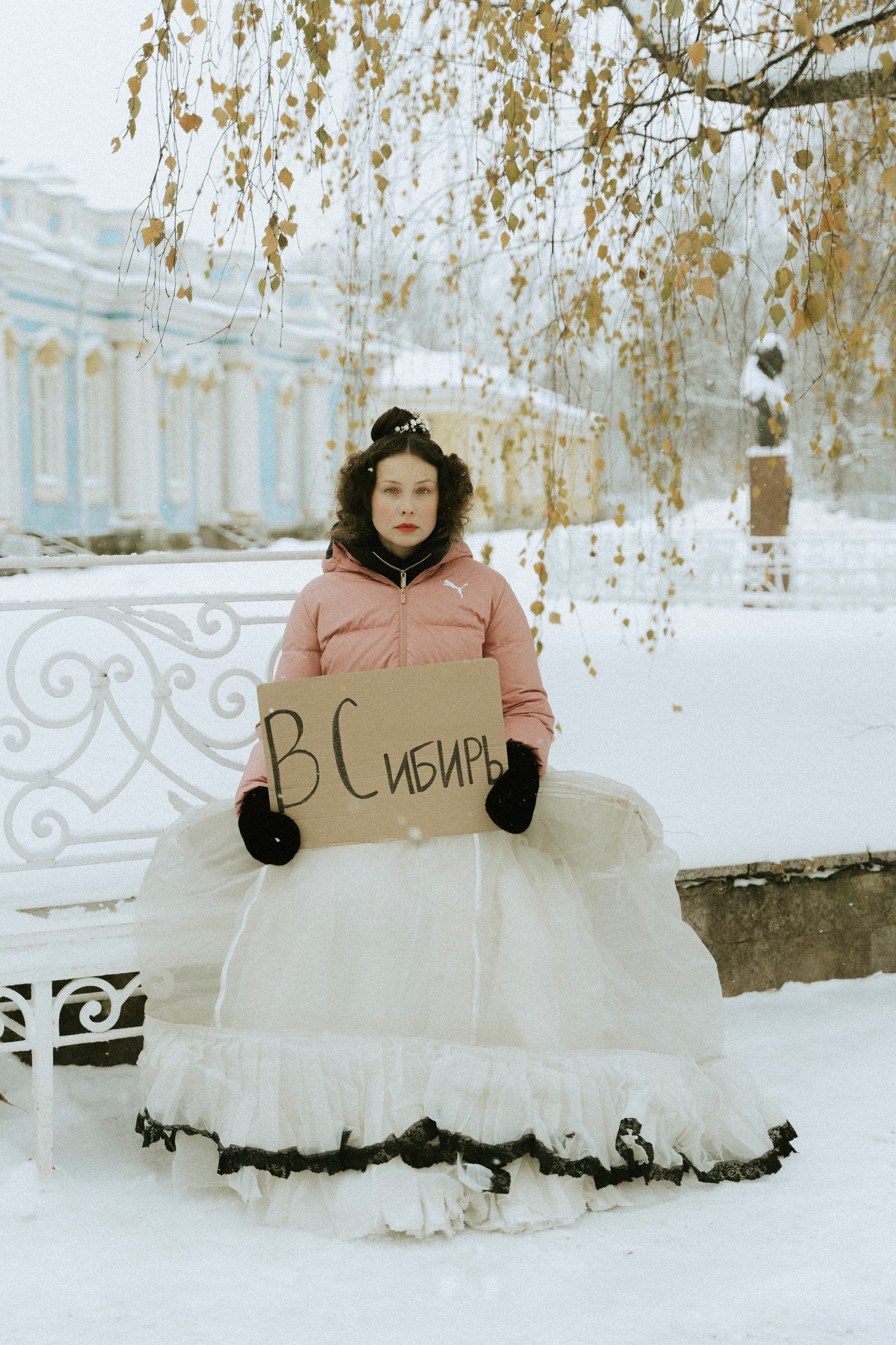 ДЕКАБРИСТКИ. Стрит-фотография, полная абсурда, идиотизма и красоты