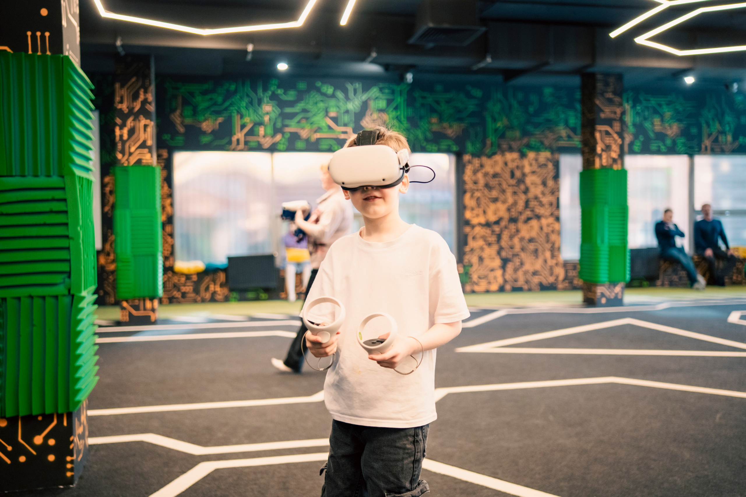 VR April-May. Felixtones