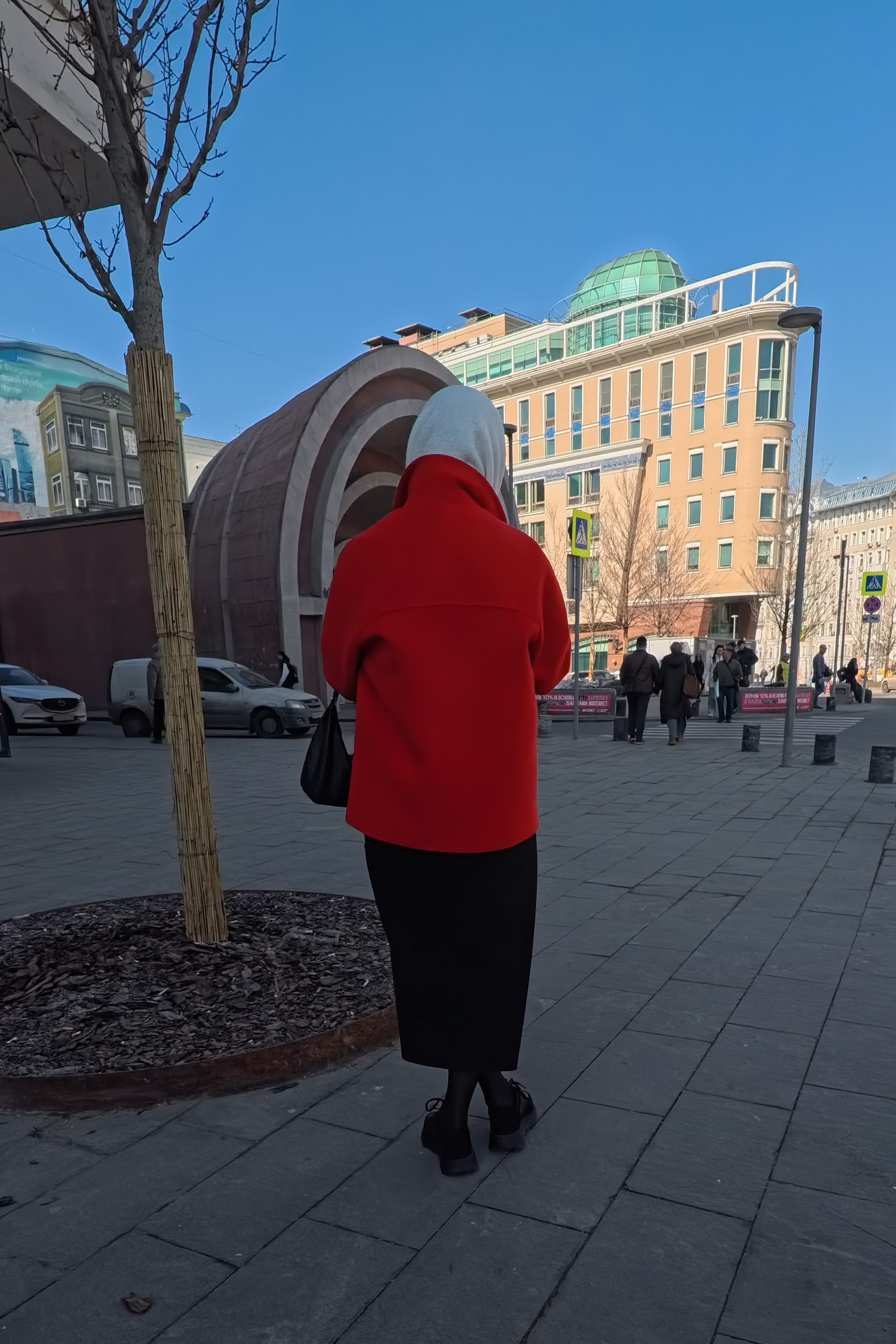 Улица, люди, жизнь…