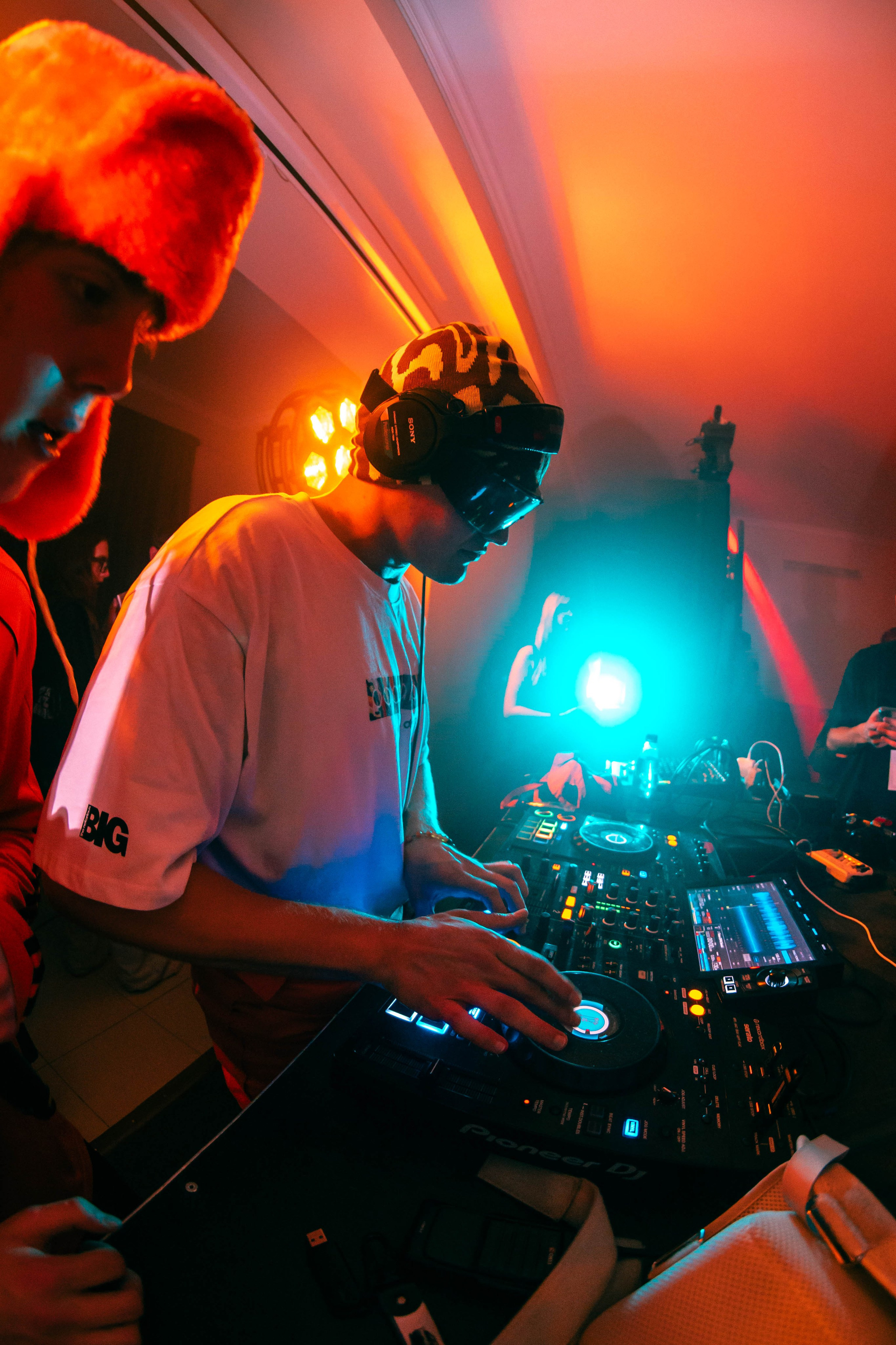 ZHARA TOUR DOMBAY FEST | 2025. ZHARA CREW