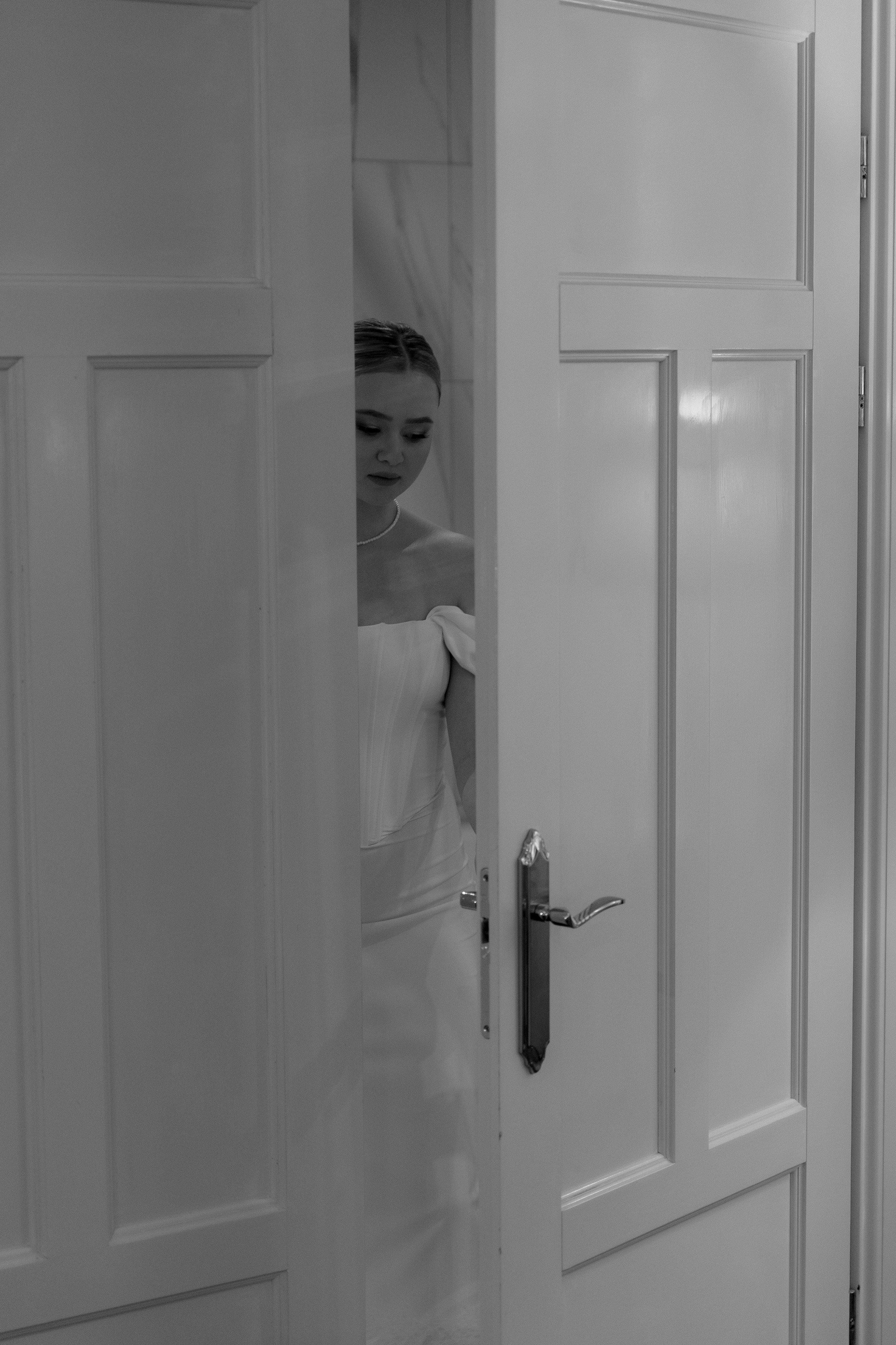 Свадебная фотосессия в отеле Чайковский г. Калининград. Свадебный фотограф Калининград