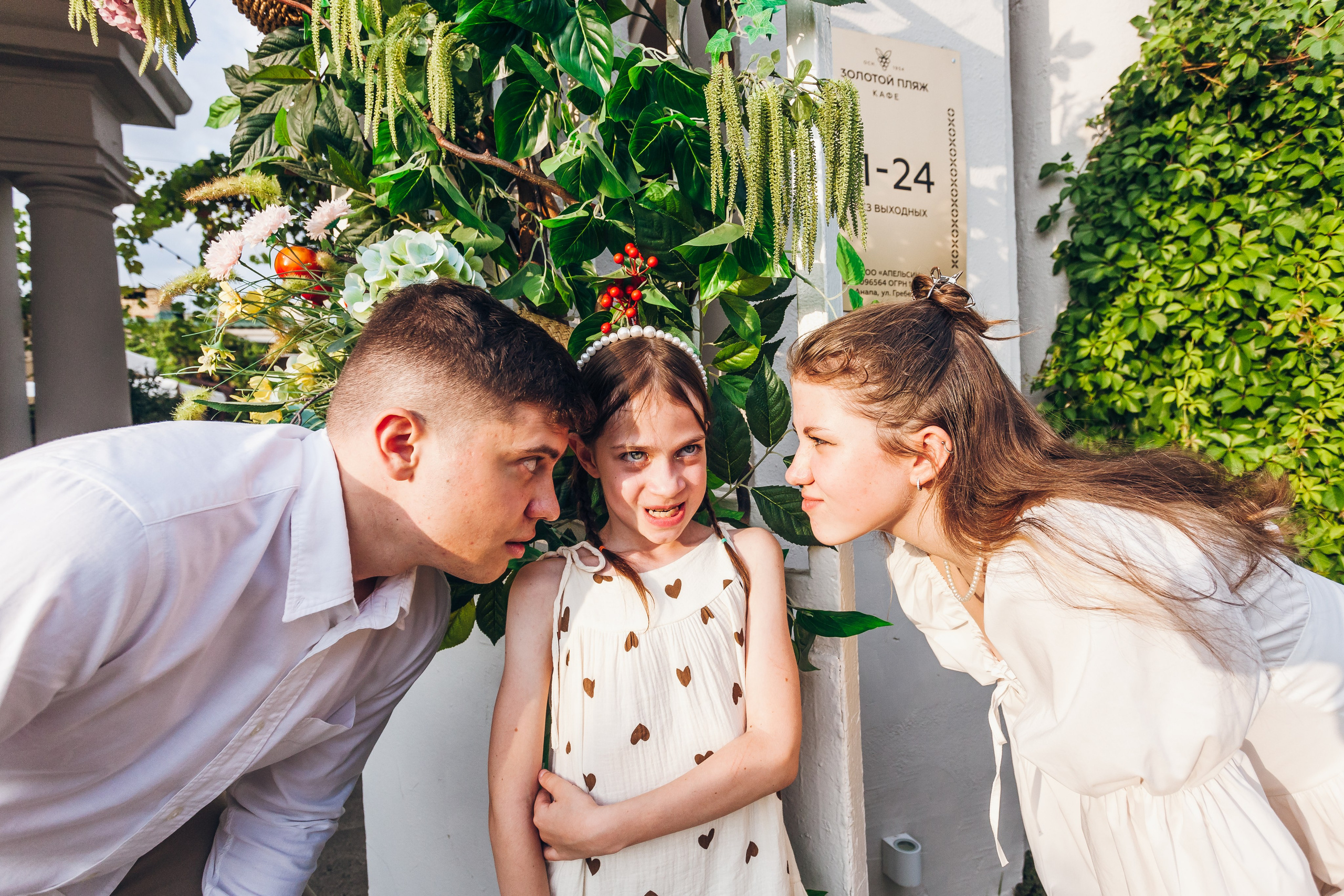 День рождение в уютном ресторане. Фотограф Денис Денисов