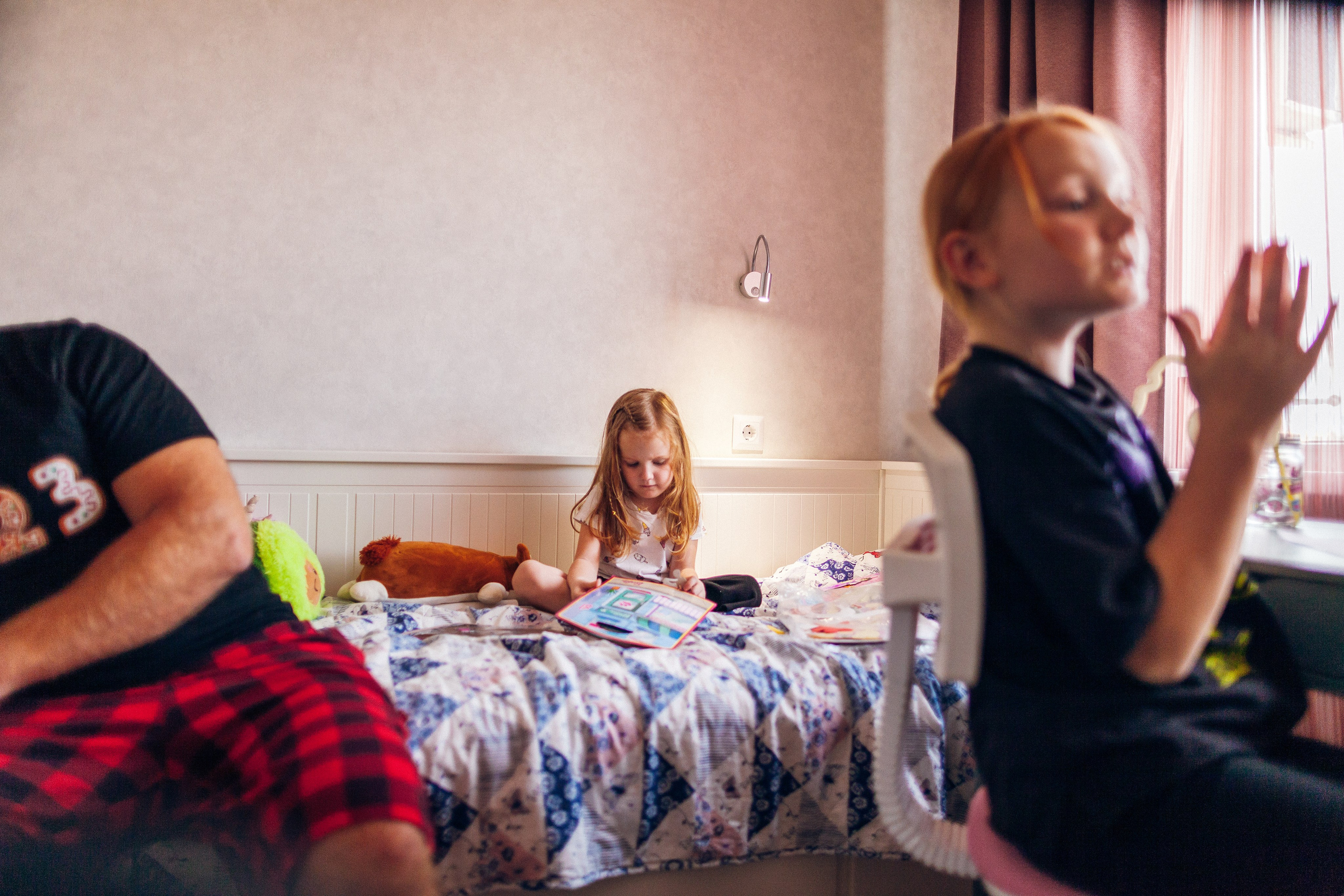 ***. Фотограф Денис Денисов