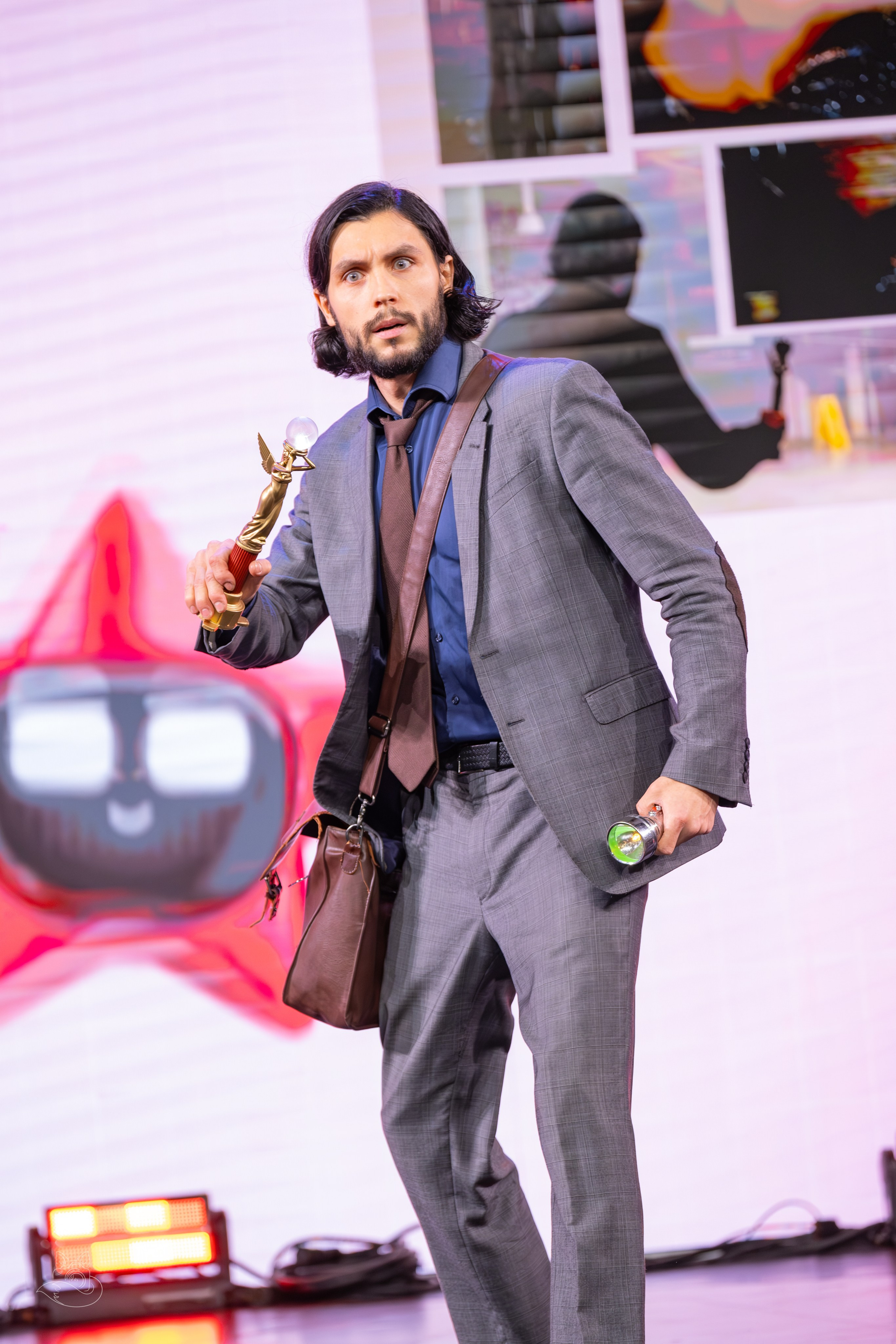 Сцена РЭД ЭКСПО 2024. Косплей фотограф