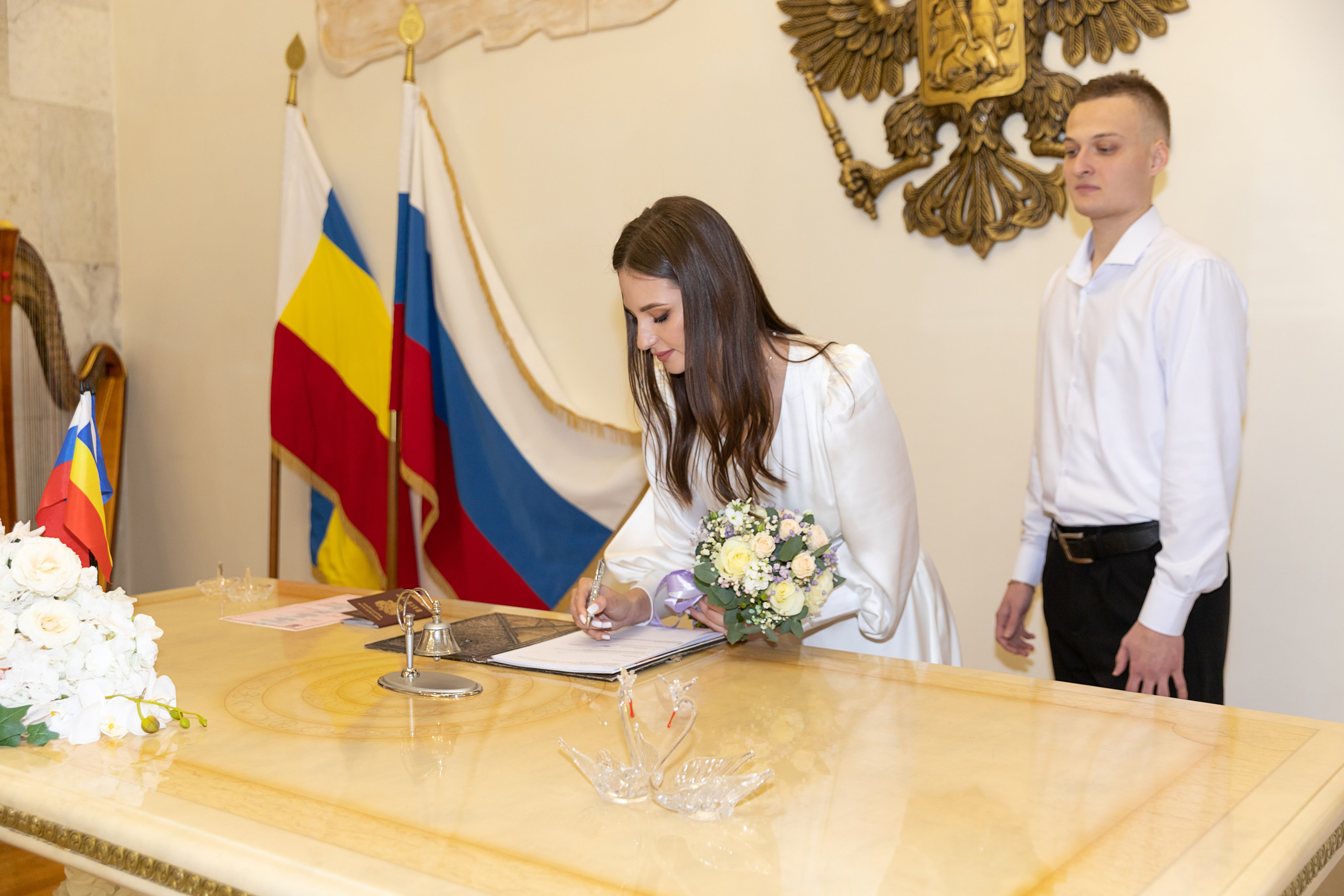 В ЗАГСе. Фотограф в Ростове-на-Дону Мария Безменова