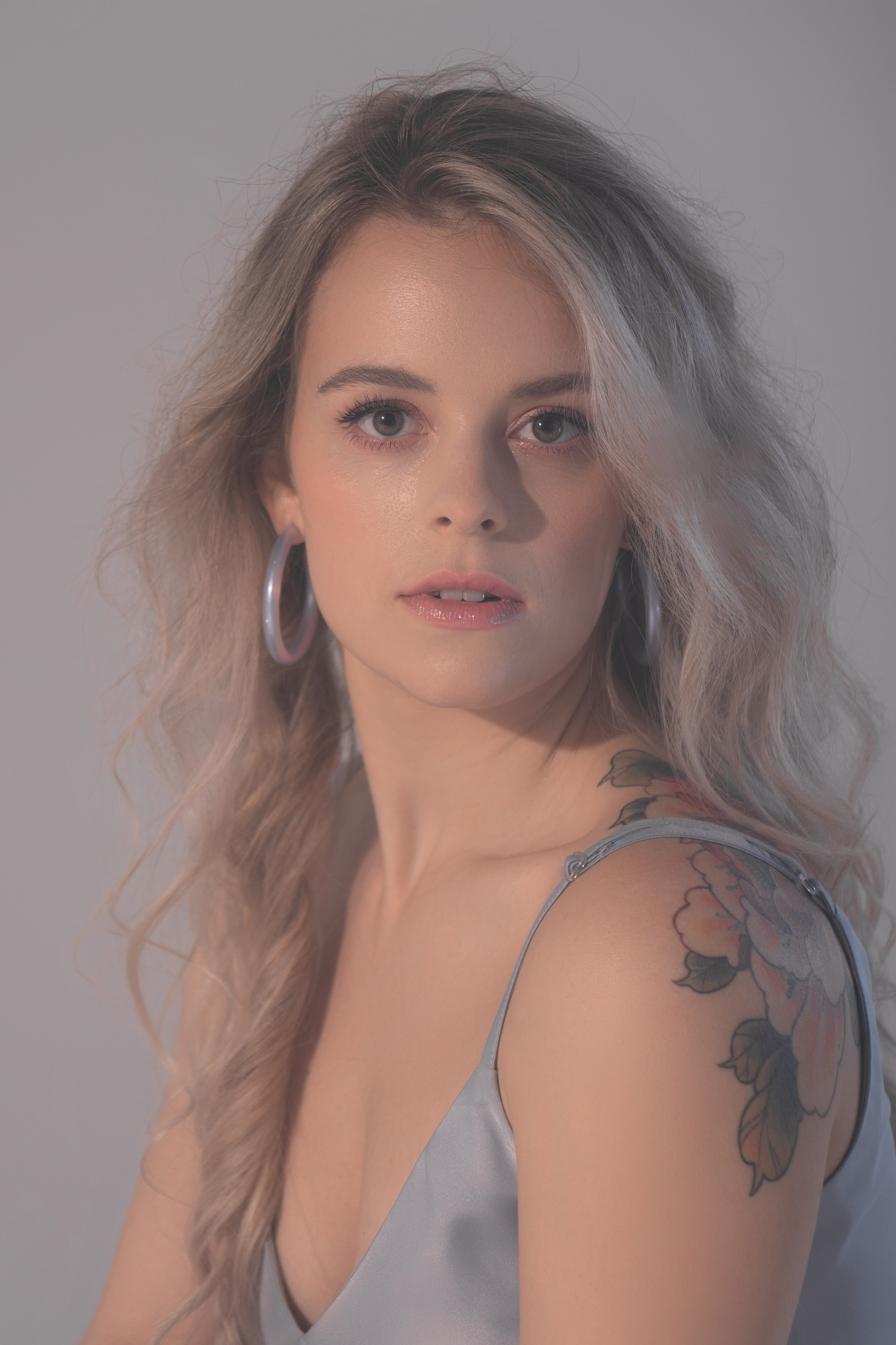 Женская фотосессия на циклораме. Портретный и репортажный фотограф в Сочи Рамодина Юлия