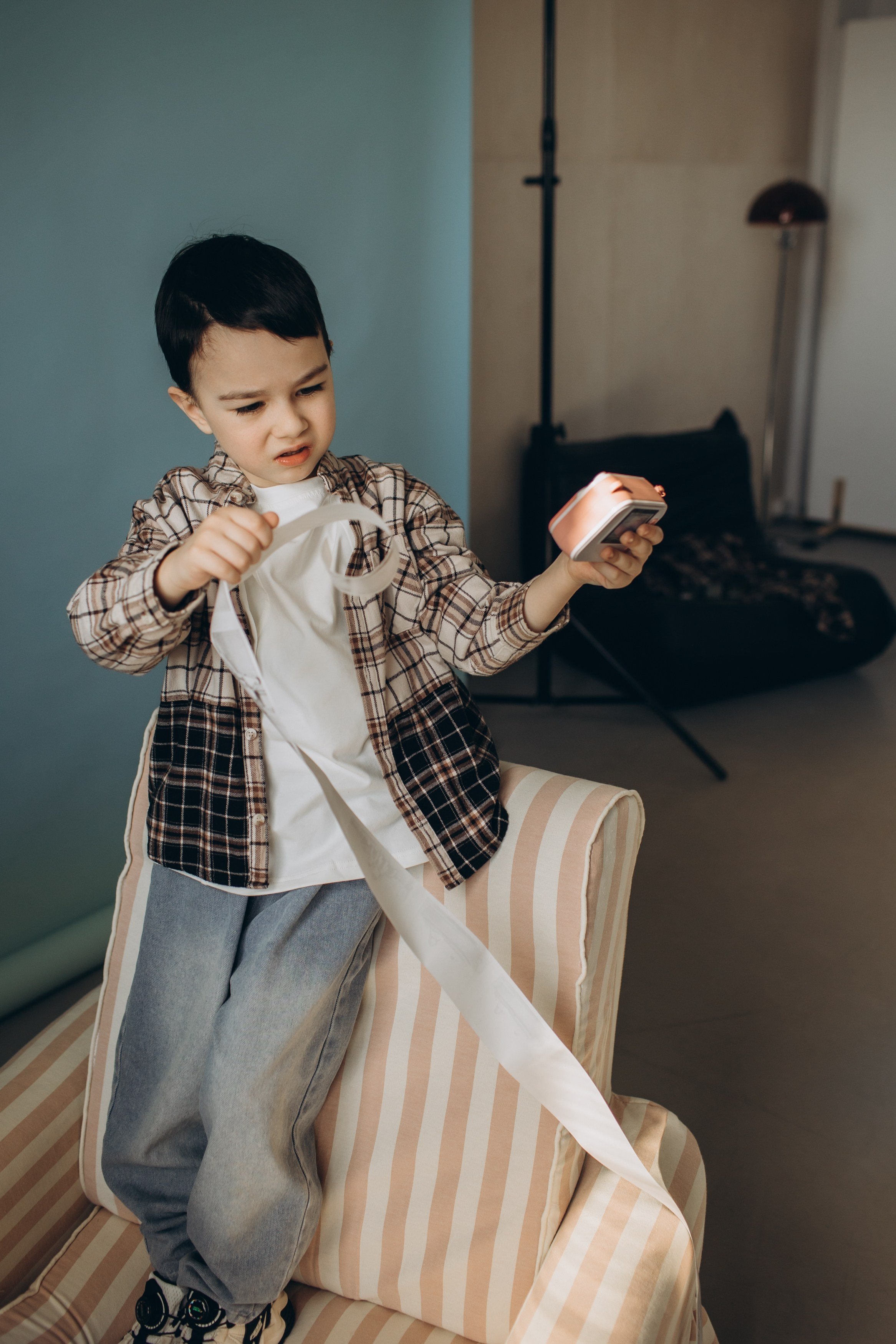 Фотосессия с попкорном фотосессия мама и сын. Фотограф Владимир Москва