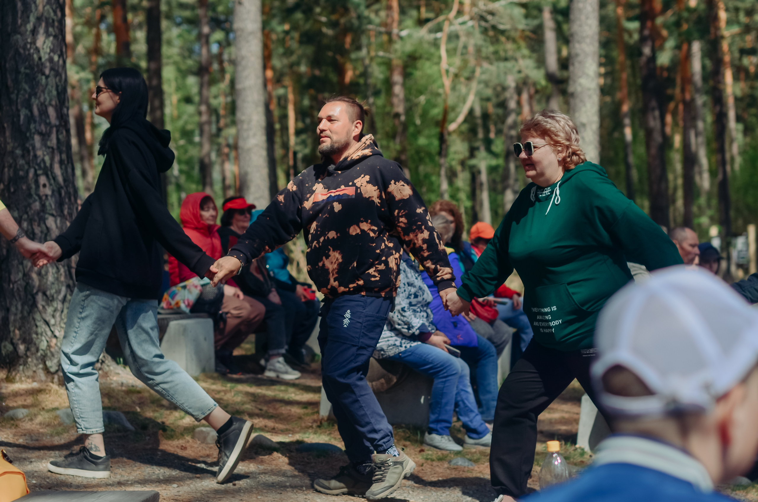 Фестиваль «Цветение Маральника на Алтае 2025». Фоторепортаж. Денисова Аля — фотограф для парных съемок и индивидуальных историй в Барнауле
