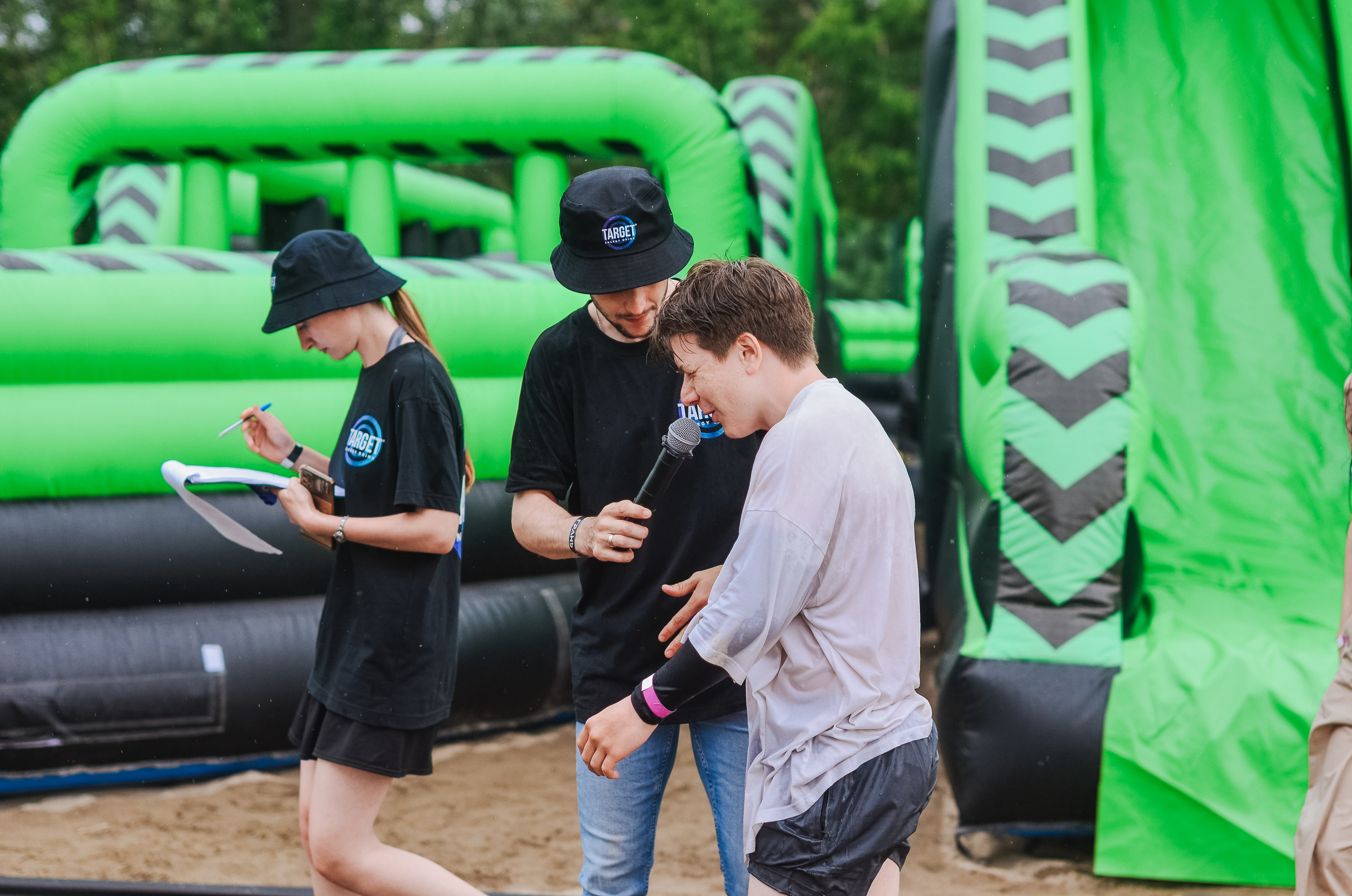 Фестиваль «Грань» 2025. Спортивная площадка. Денисова Аля — фотограф для парных съемок и индивидуальных историй в Барнауле