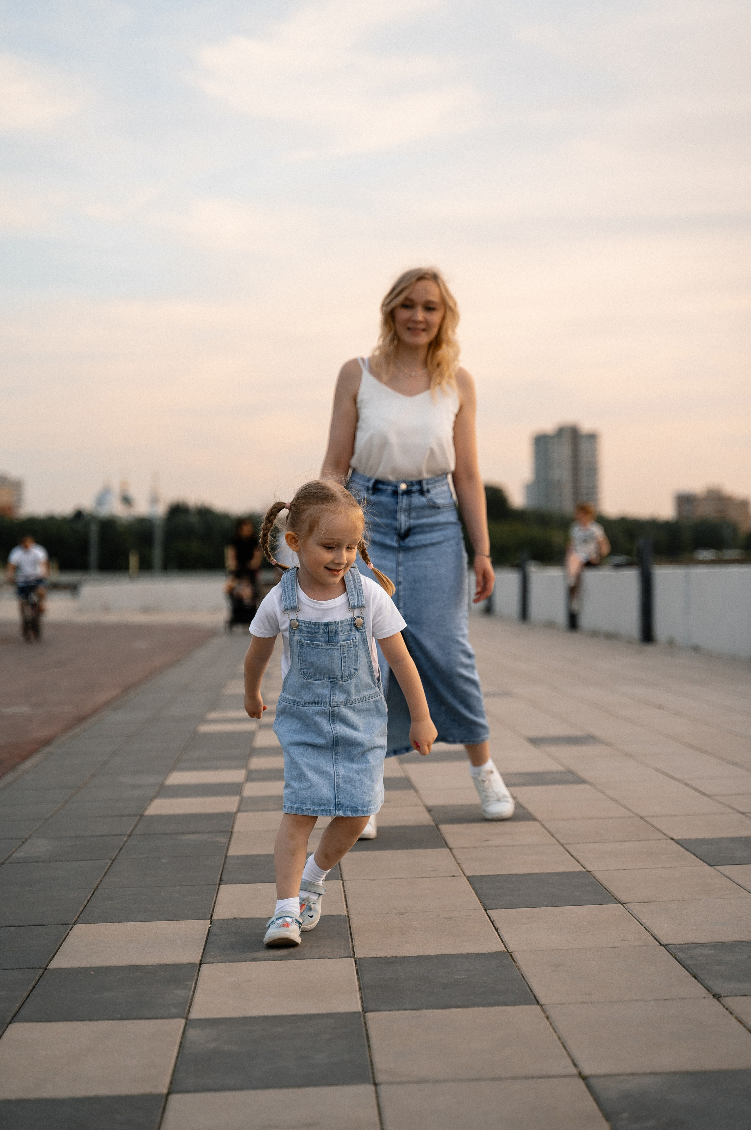 Ирина и Ева. Свадебный и семейный фотограф в Чебоксарах Ирина Левнер