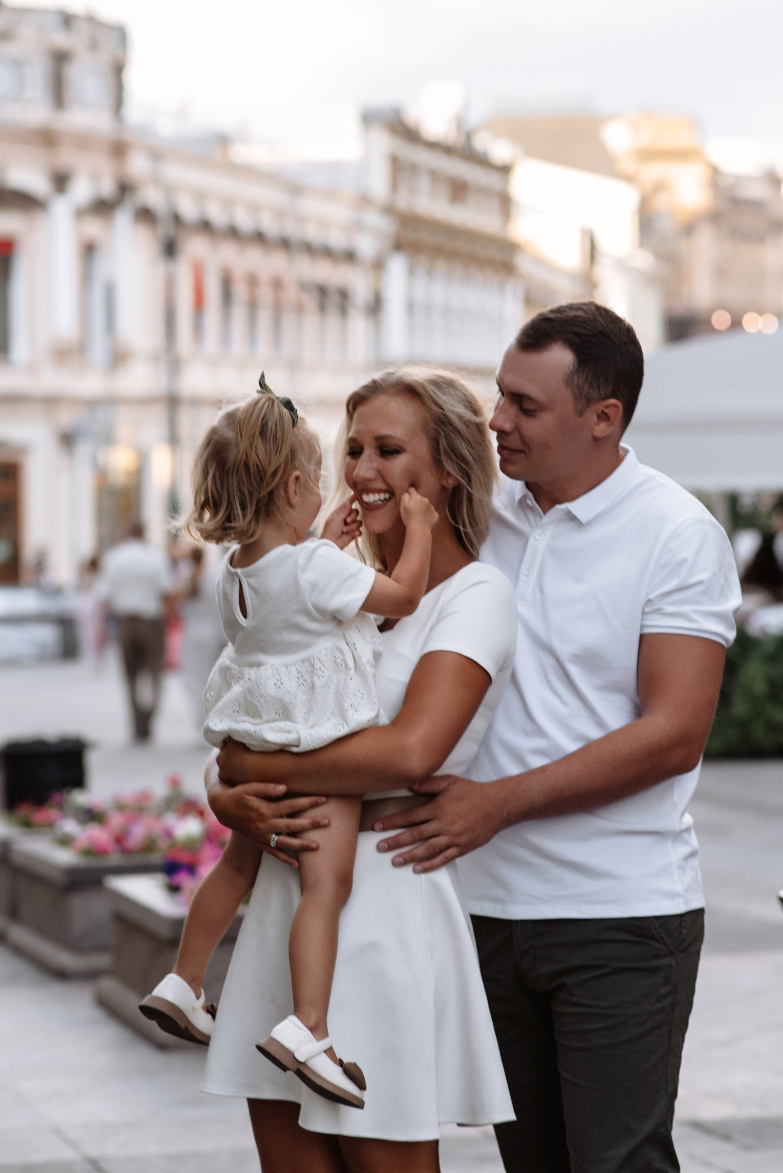 Миллионы глаз смотрят на нас.спустя 5 лет). Свадебный фотограф и визажист в Москве Кристина Палько