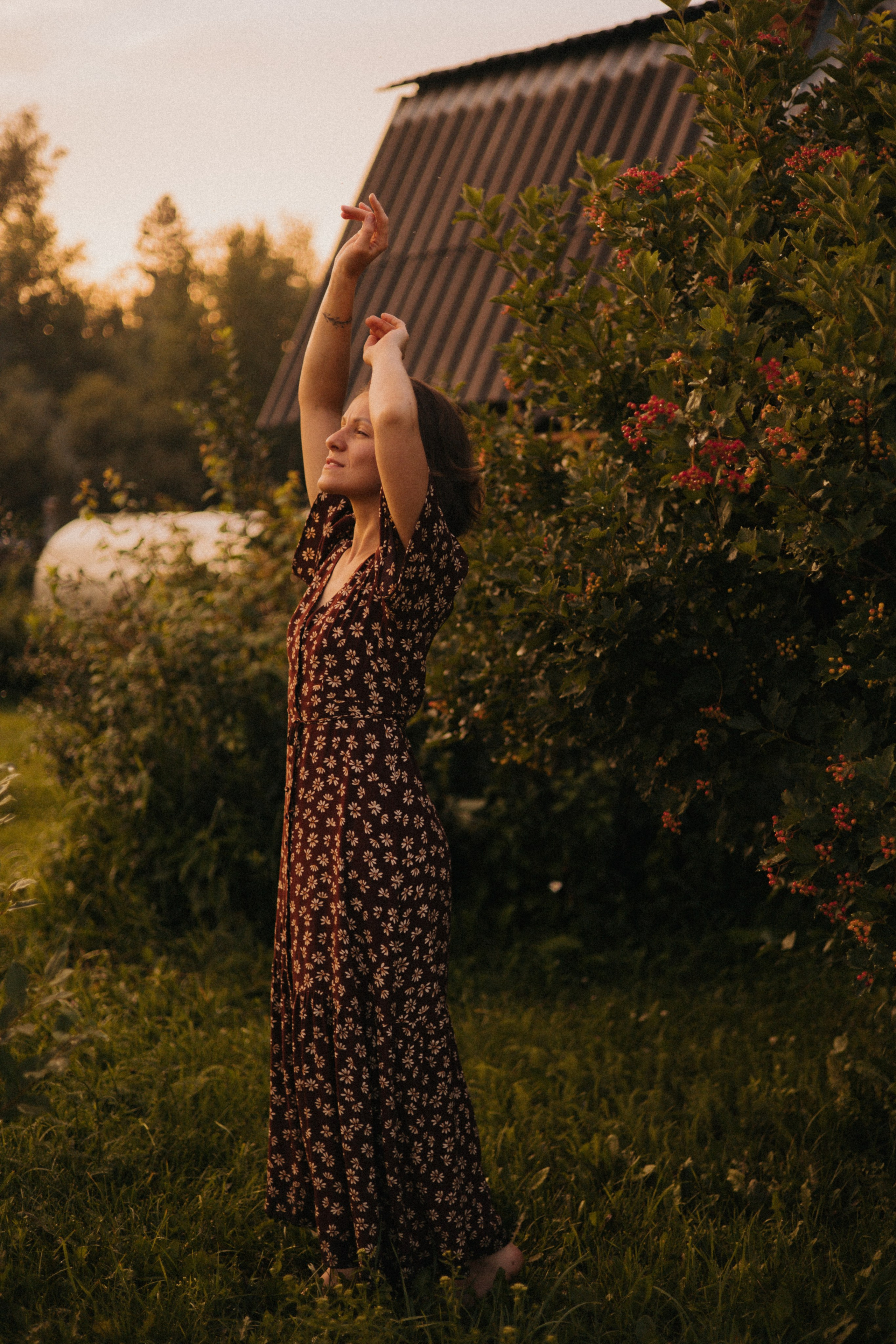 Подруги. Дача. Фотограф Настя Леонова