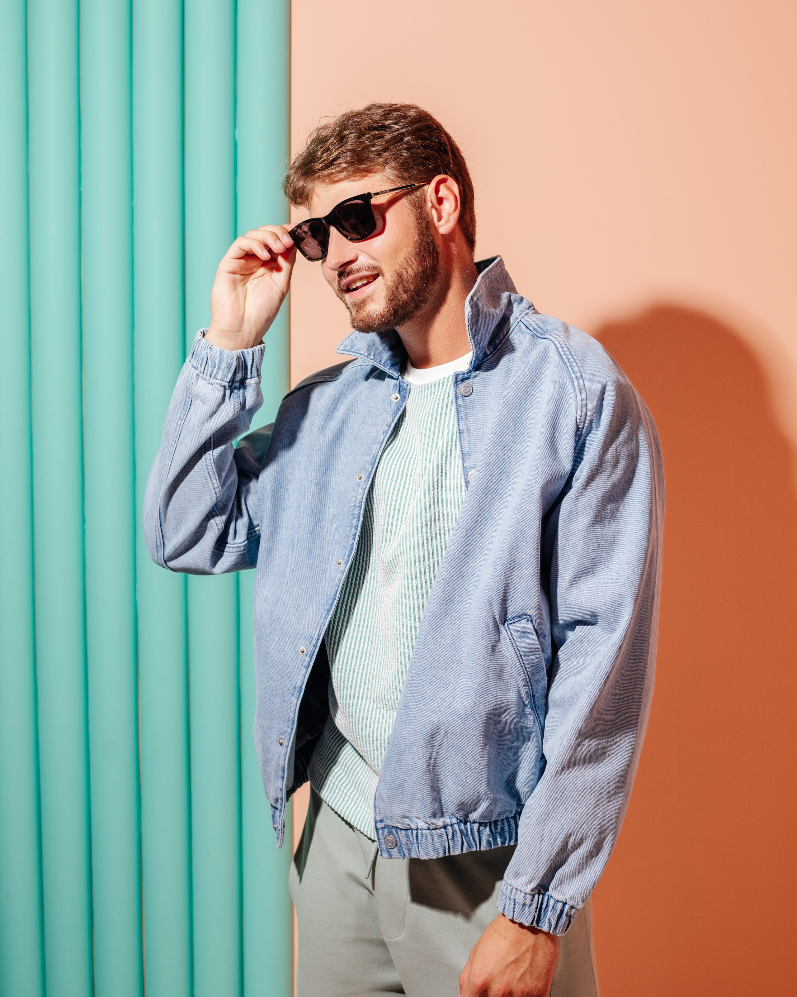 Артур, 188 см, 48-50 р-р. KED Production — продакшн из СПб. Создаём фото, видео и контент, который помогает брендам и селлерам продавать больше